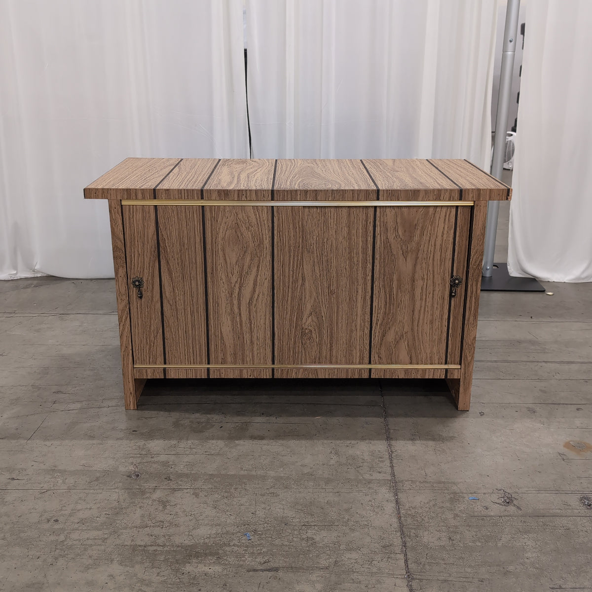 Plank Design Wood-Look TV Stand with Brass Accents
