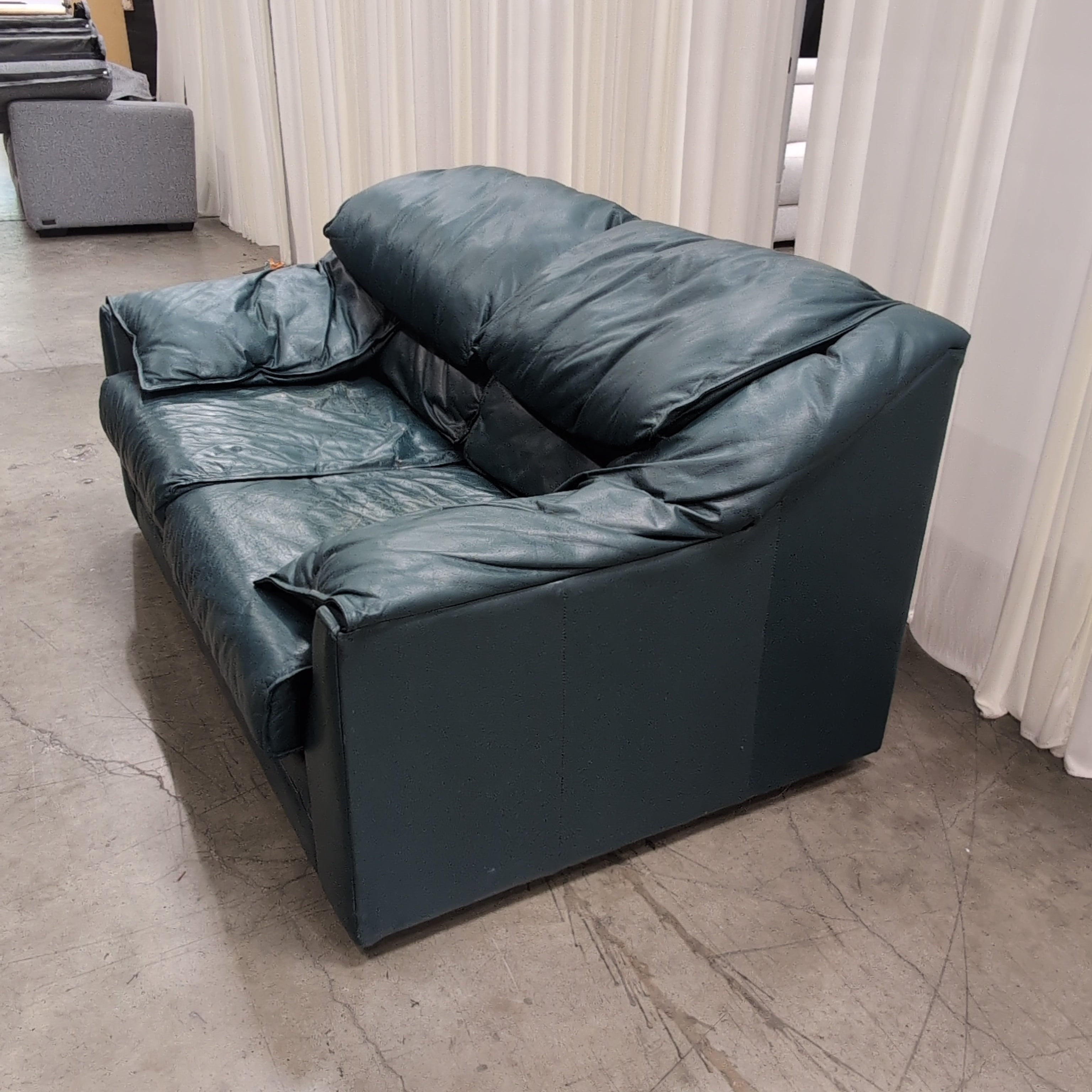 Deep Green Padded Loveseat in Leather