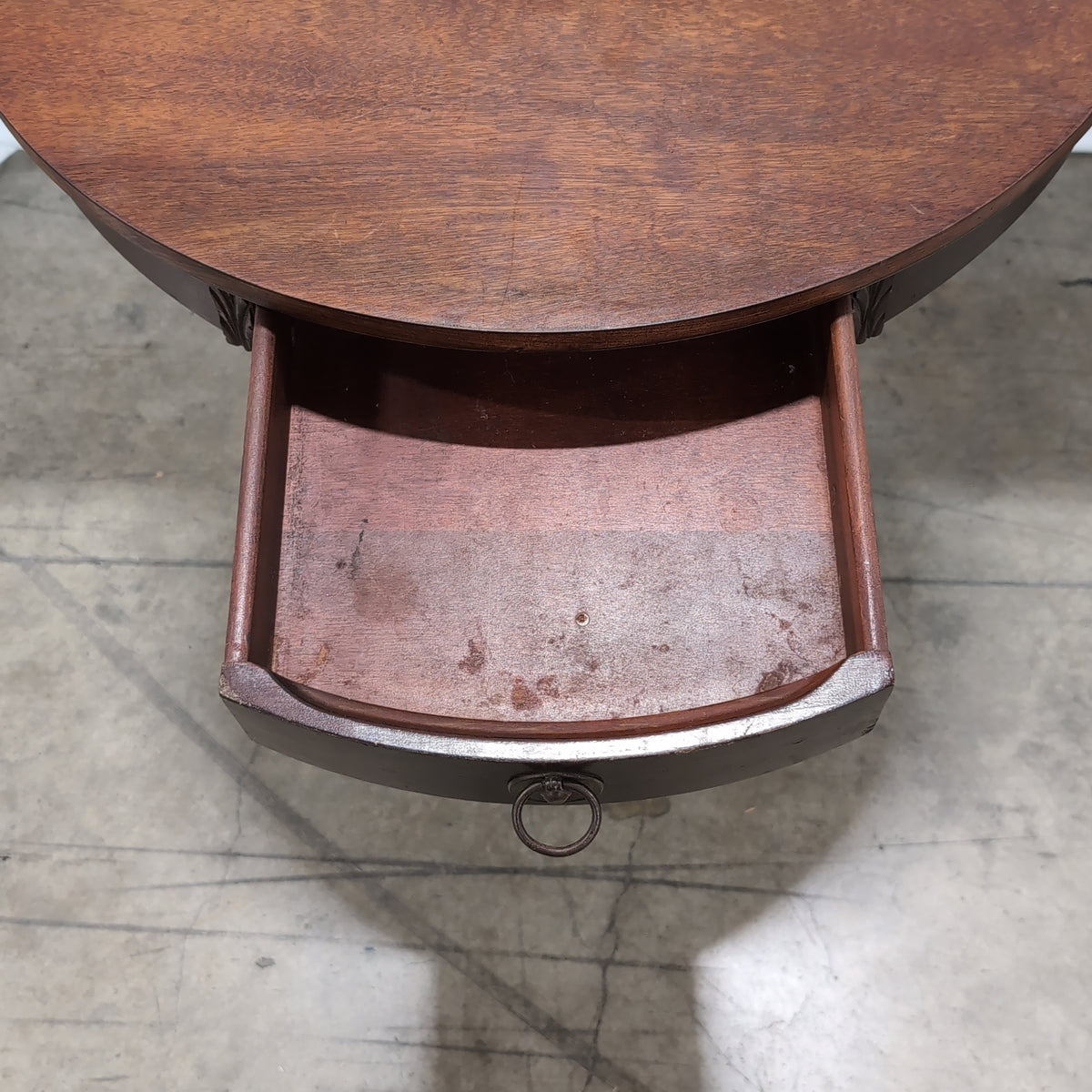 Two-Tone Wood Round End Table with Carved Details