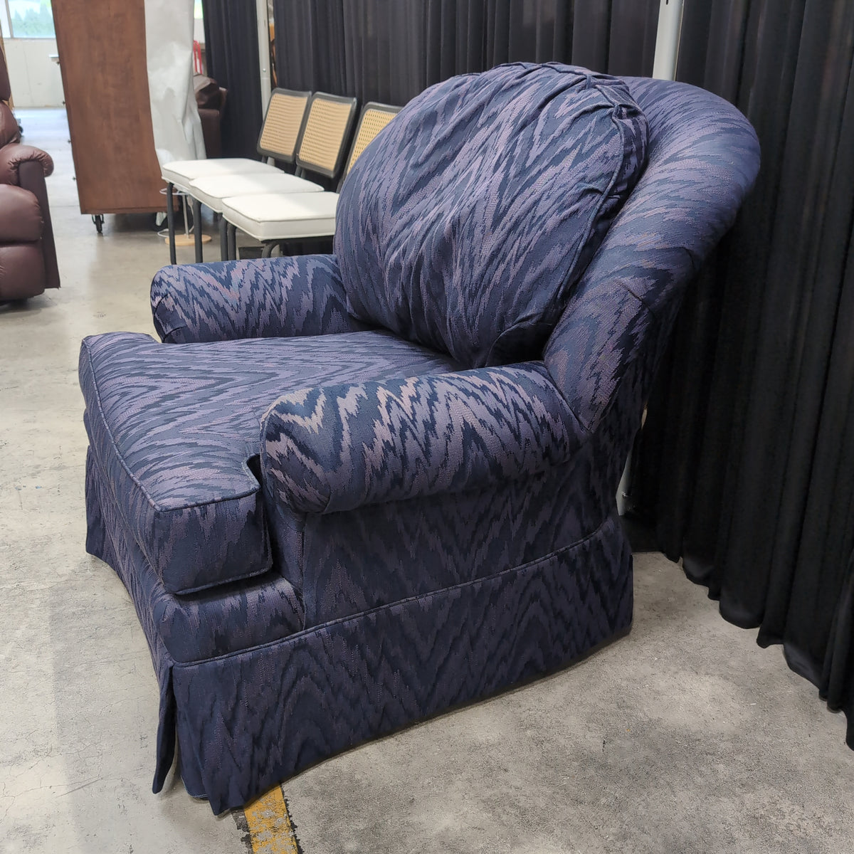 Plush Deep Purple Recliner with Zigzag Pattern
