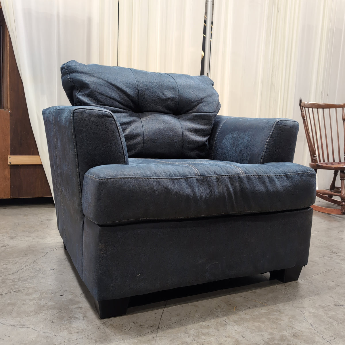 Dark Gray Upholstered Oversized Armchair with Contrast Stitching