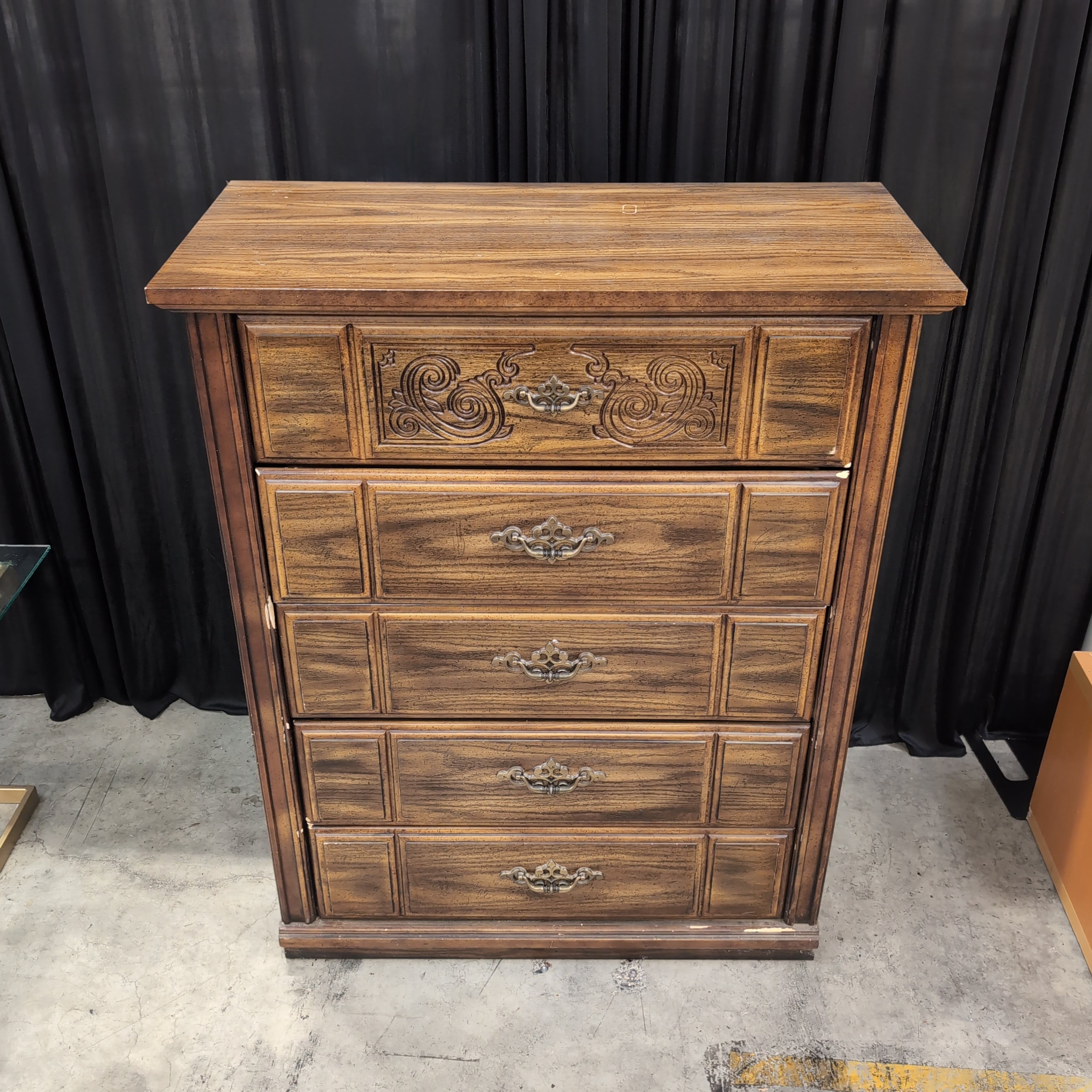 Traditional Brown Wood Five-Drawer Dresser