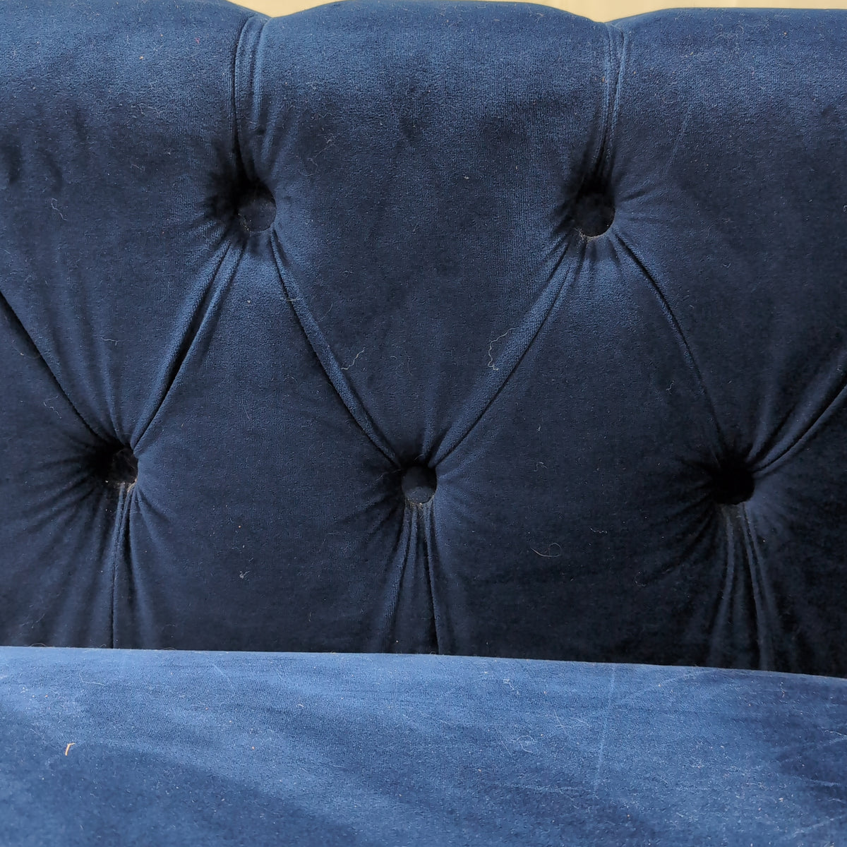 Deep Blue Tufted Velvet Couch with Nailhead Trim
