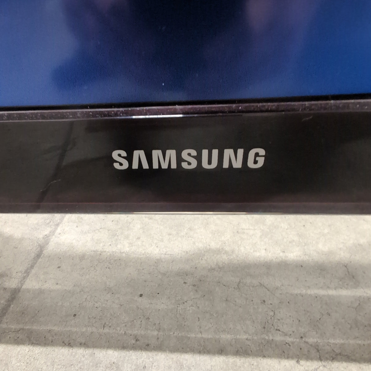 Samsung Black Flat-Panel Television