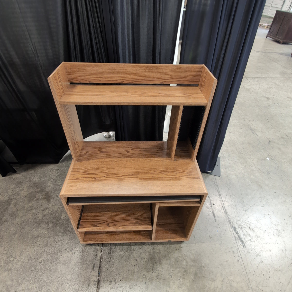 Rolling Wood Grain Computer Desk with Hutch