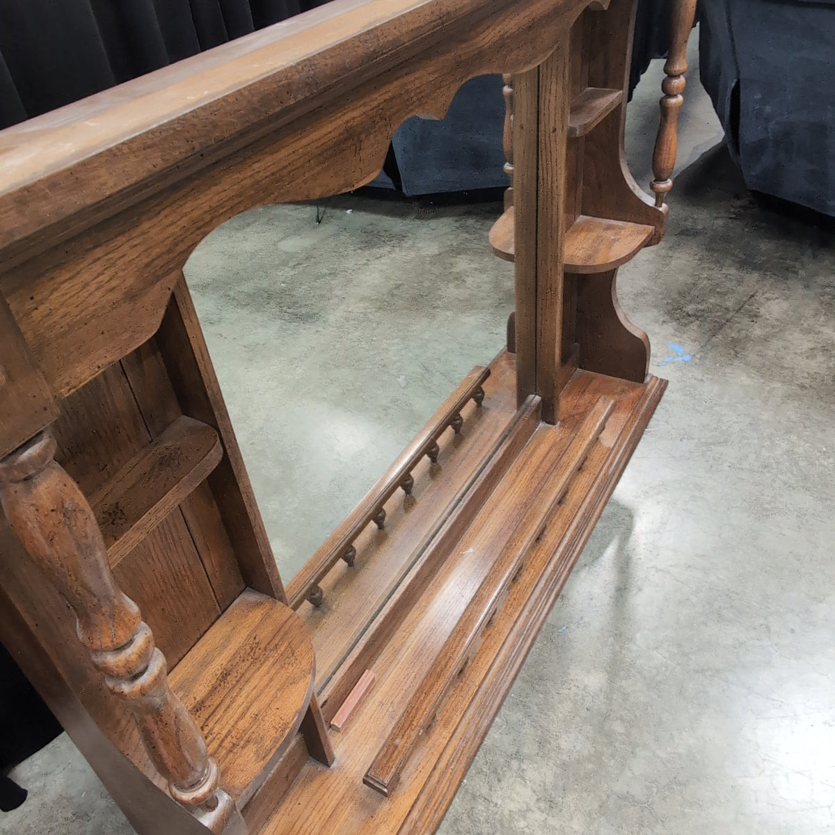 Traditional Dark Wood top half of hutch