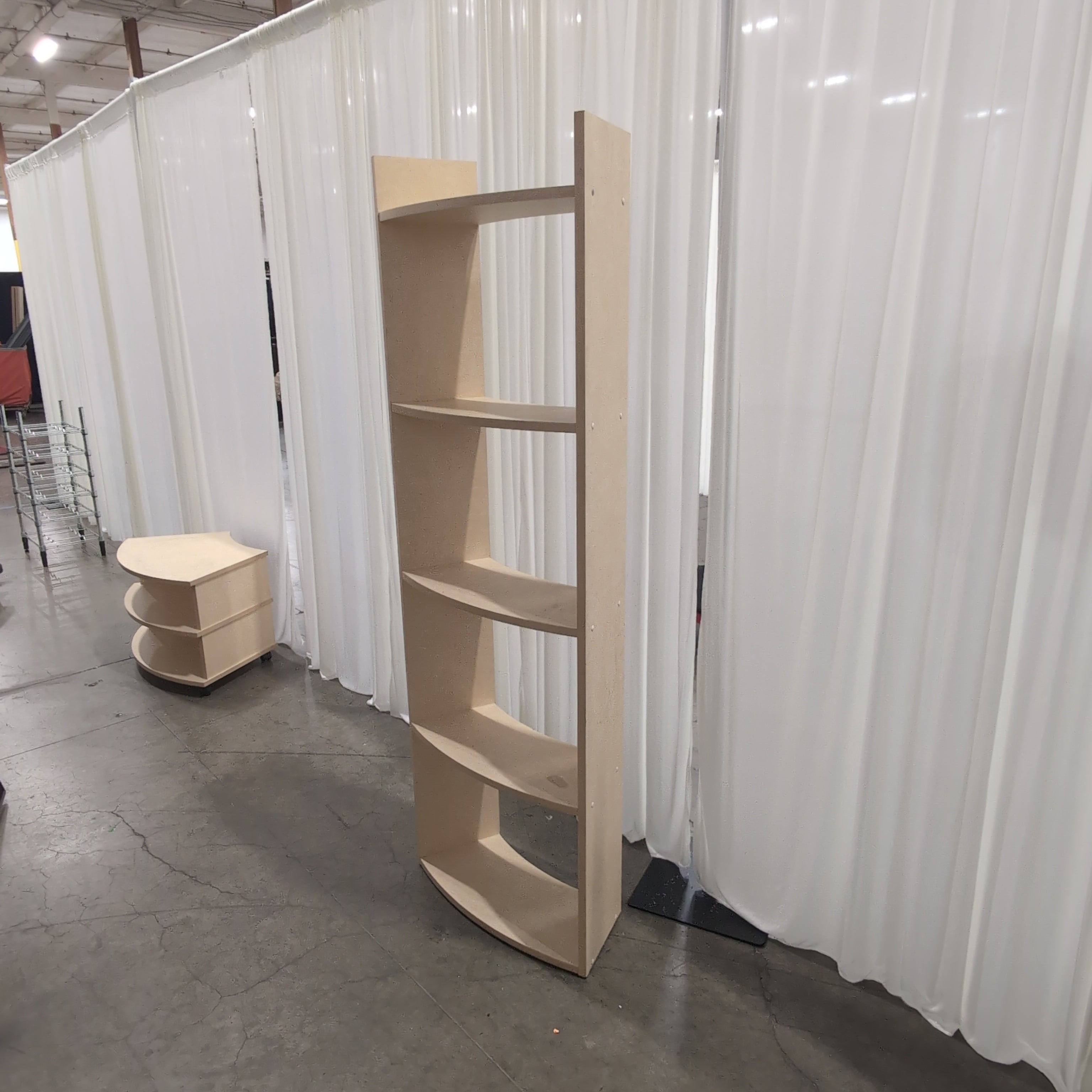 Modern Light Wood Five-Tier Bookcase with Tapered Sides