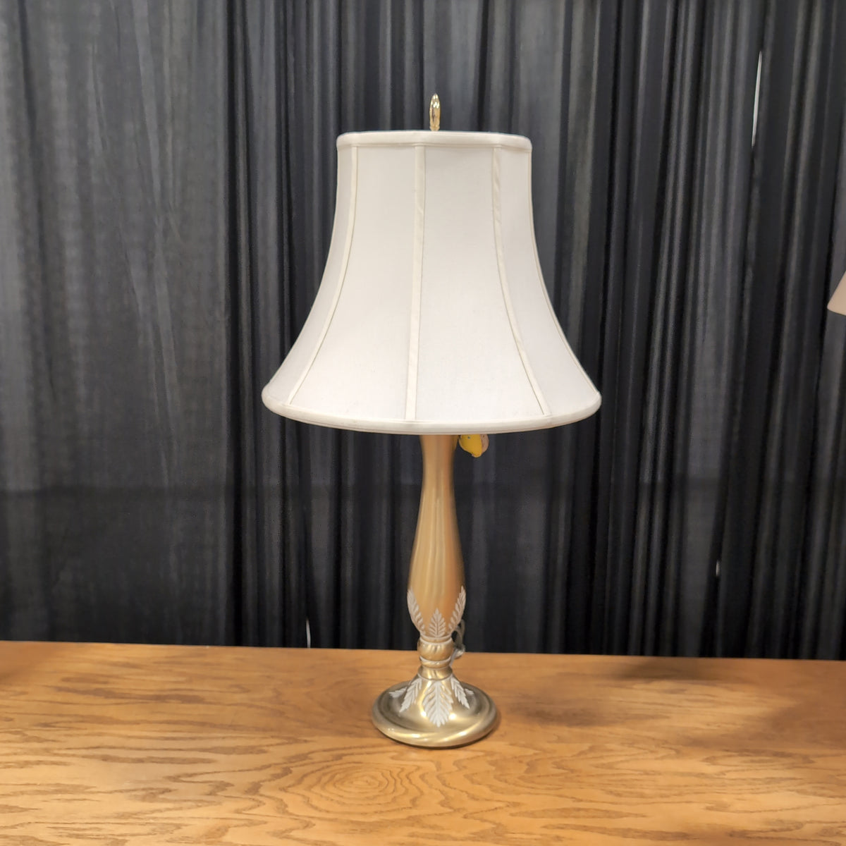 Ornate Gold Table Lamp with Leaf Details