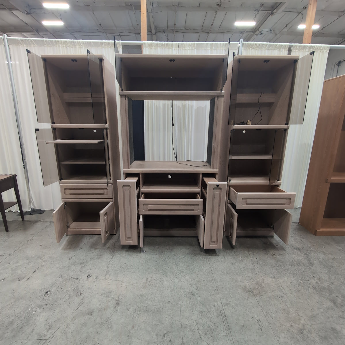 Light Wood Display China Cabinet with Glass Doors
