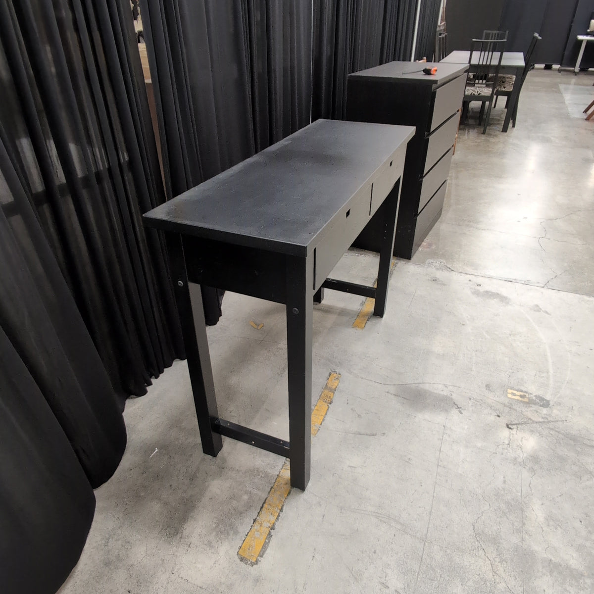 IKEA-Black Wood Grain Four-Shelf Bookcase
