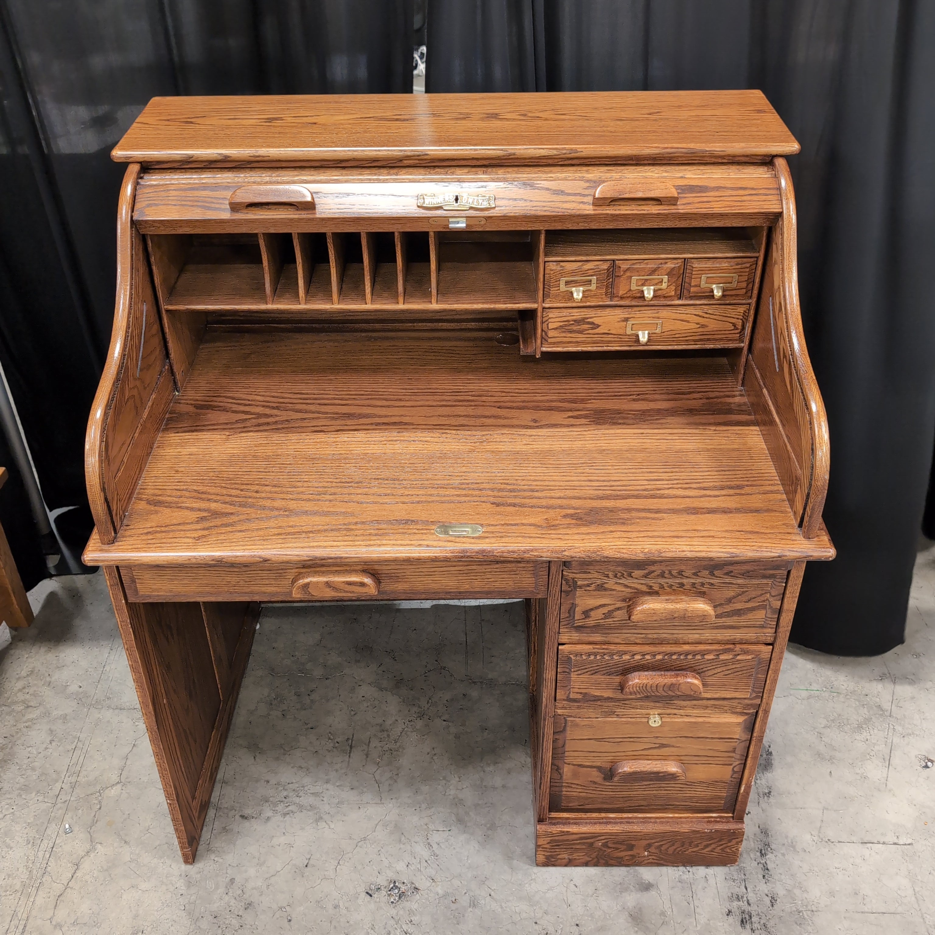 Oak Roll-Top Desk with Multiple Drawers