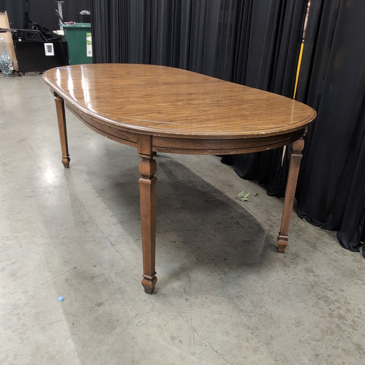 Oval Wood Dining Table with Turned Legs