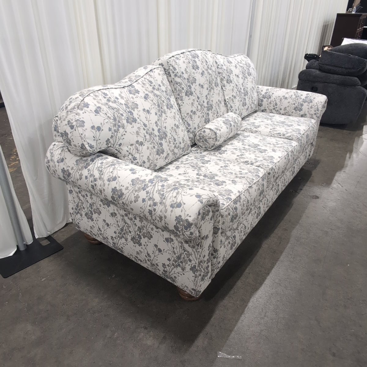 Traditional Rolled Arm Grey Floral Couch