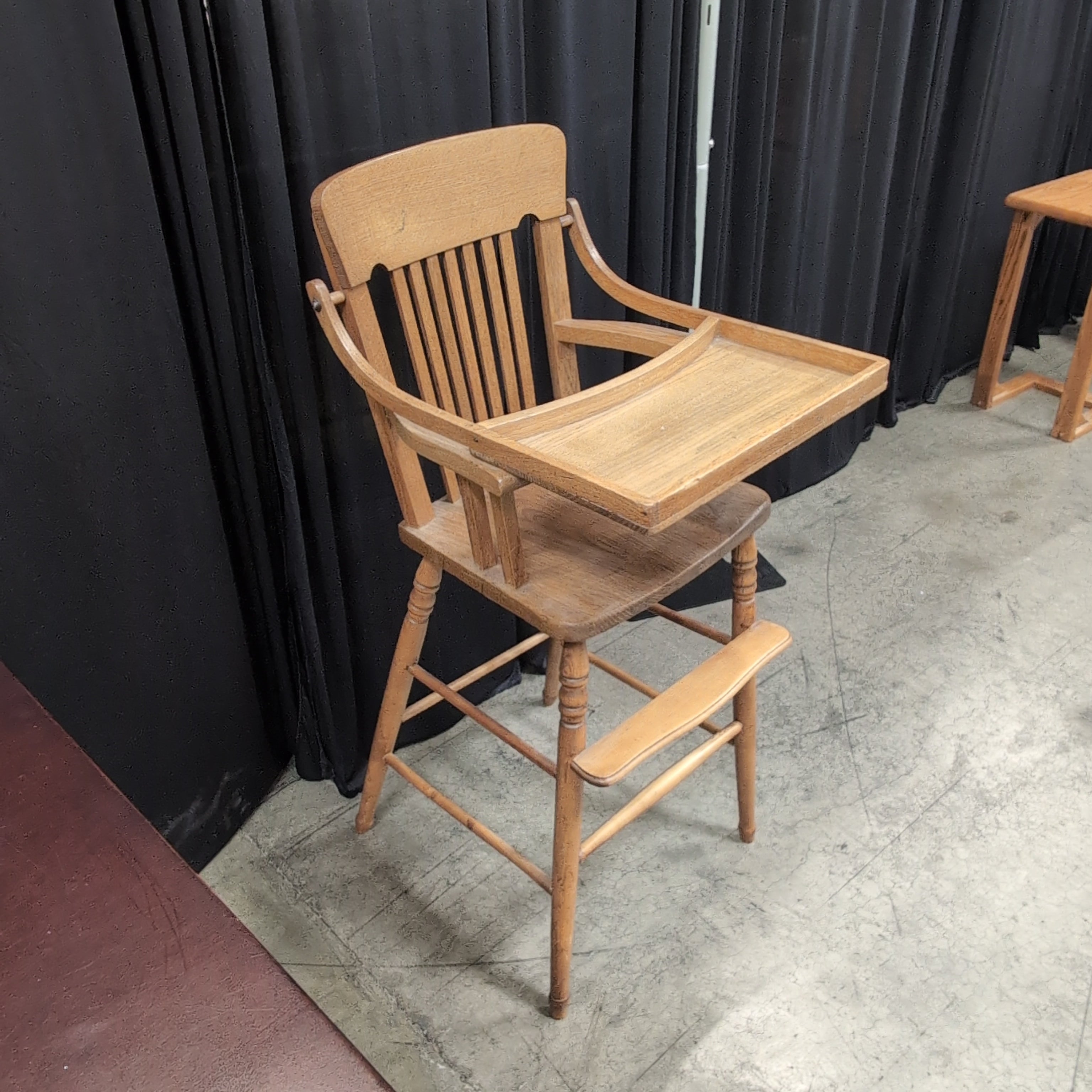 Natural Wood Traditional High Chair with Removable Tray