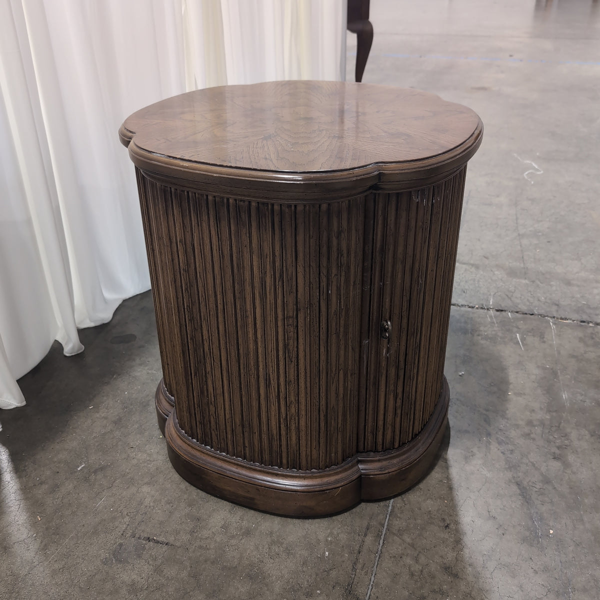 Dark Wood Curved Fluted Console Table