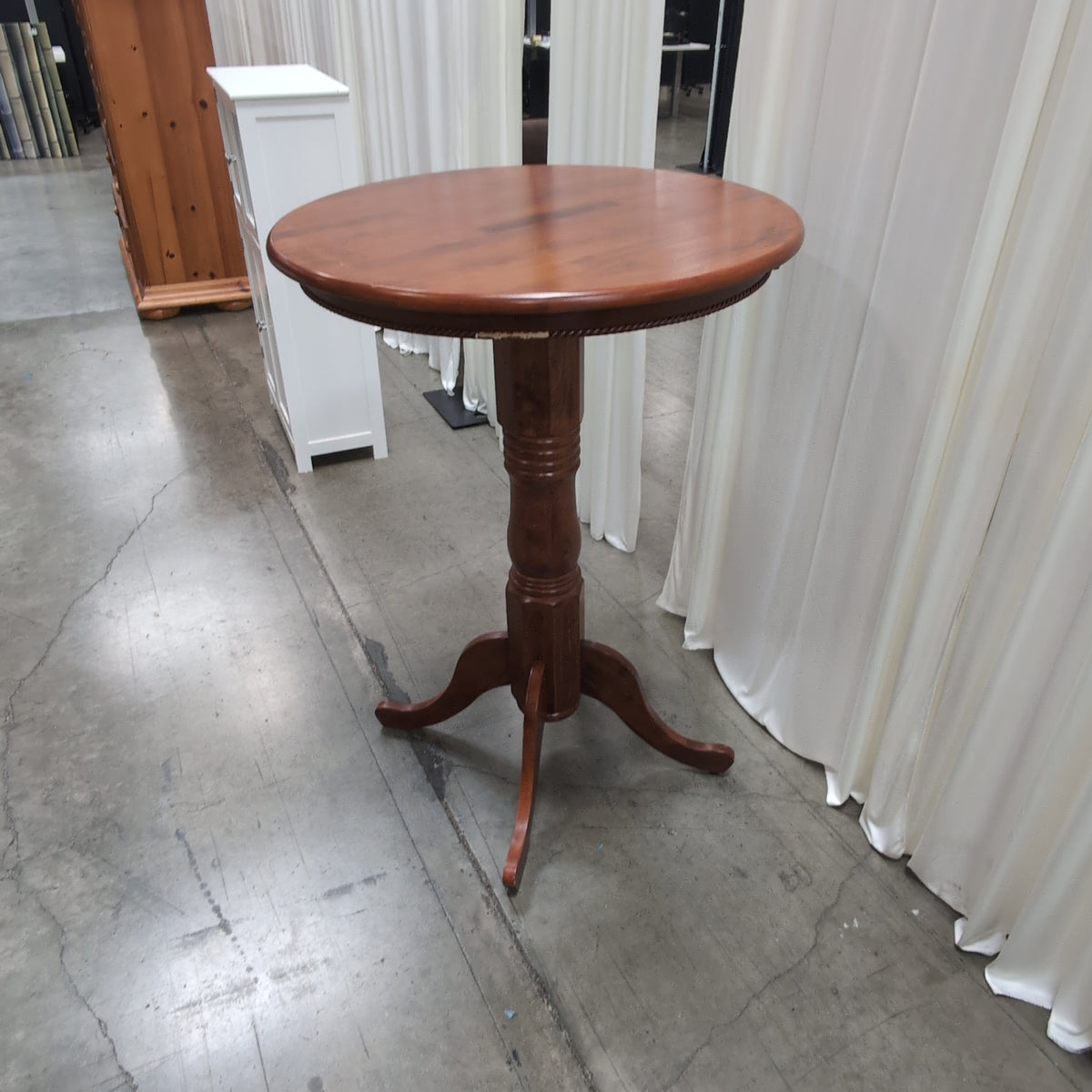 Brown Wood Round Pub Table with Rope Edge
