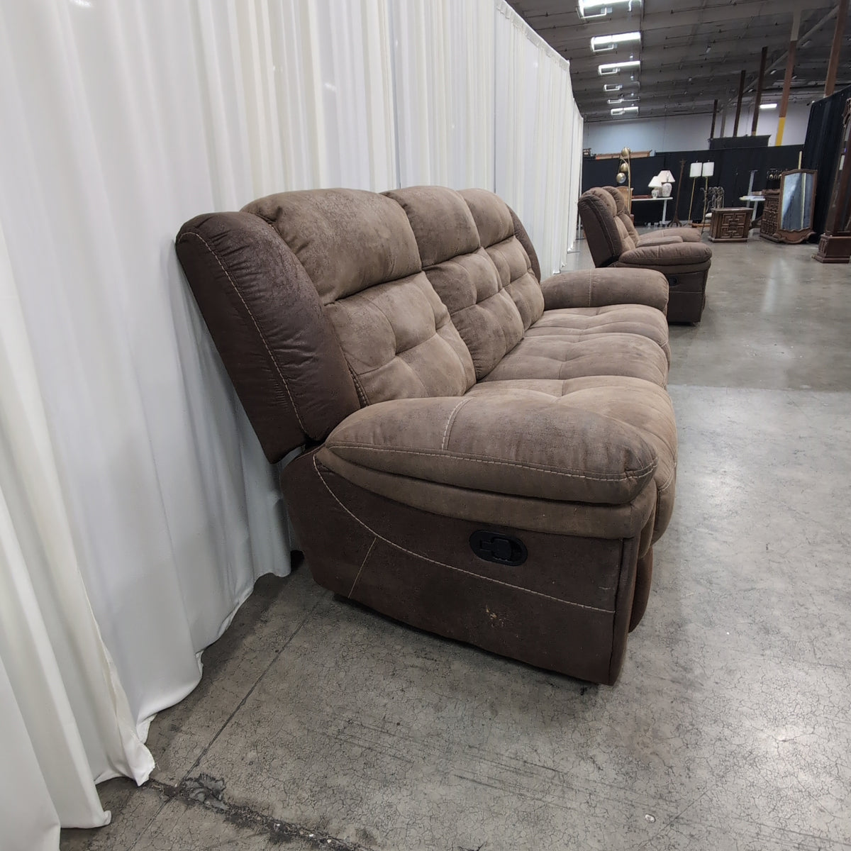 Man Wah Furniture Brown Fabric Sectional Couch with Cup Holders