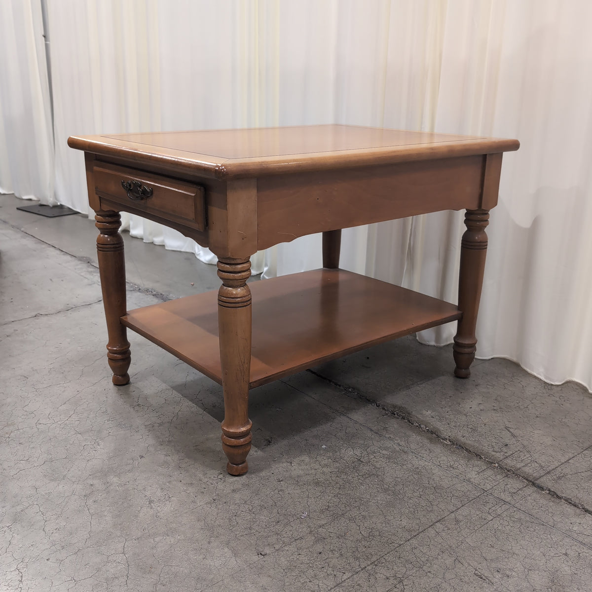 Traditional Light Wood End Table with Drawer