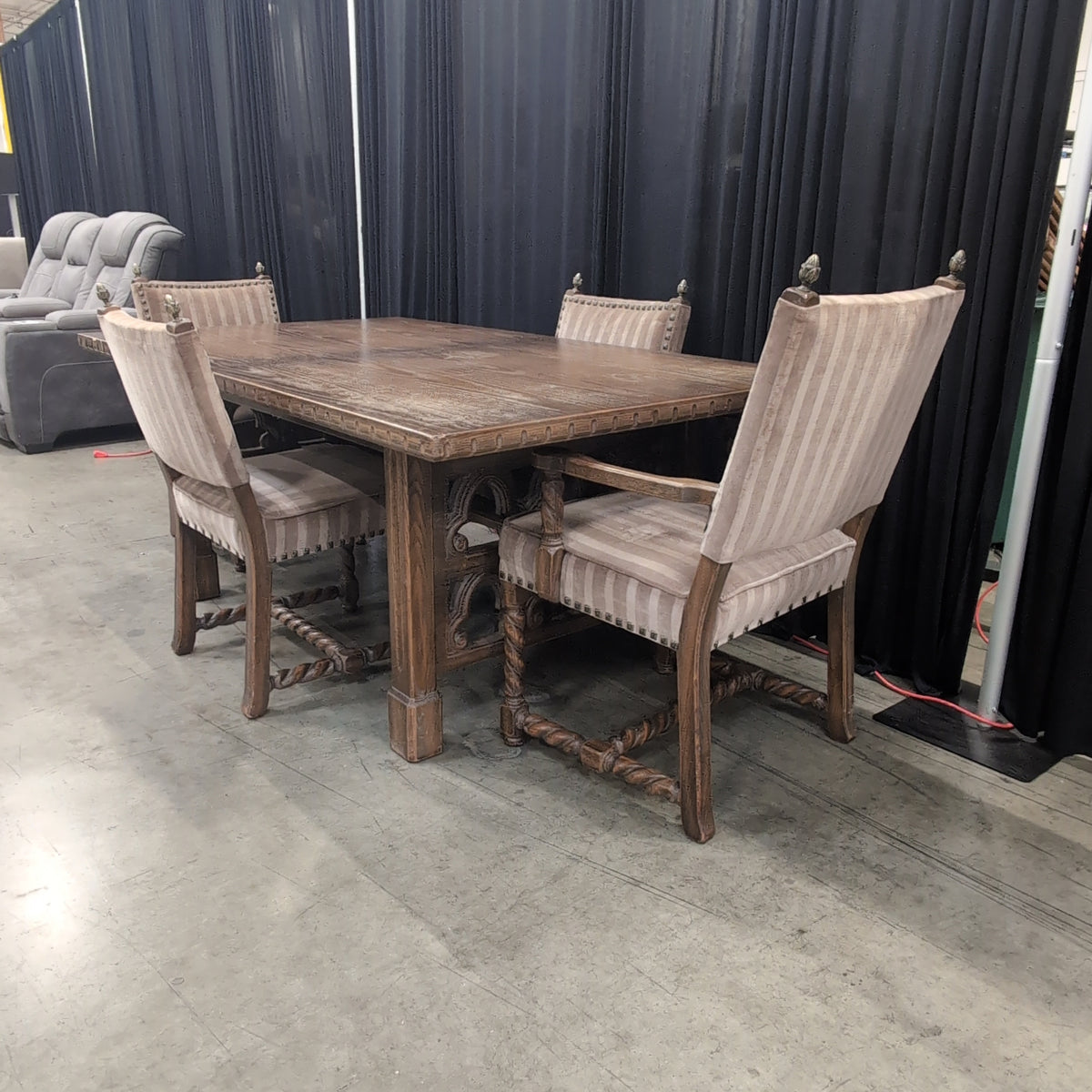 Traditional Dark Wood Dining Table with Carved Legs