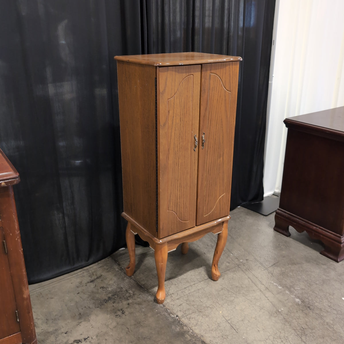 Oak Wood Two-Door Audio Cabinet with Cabriole Legs
