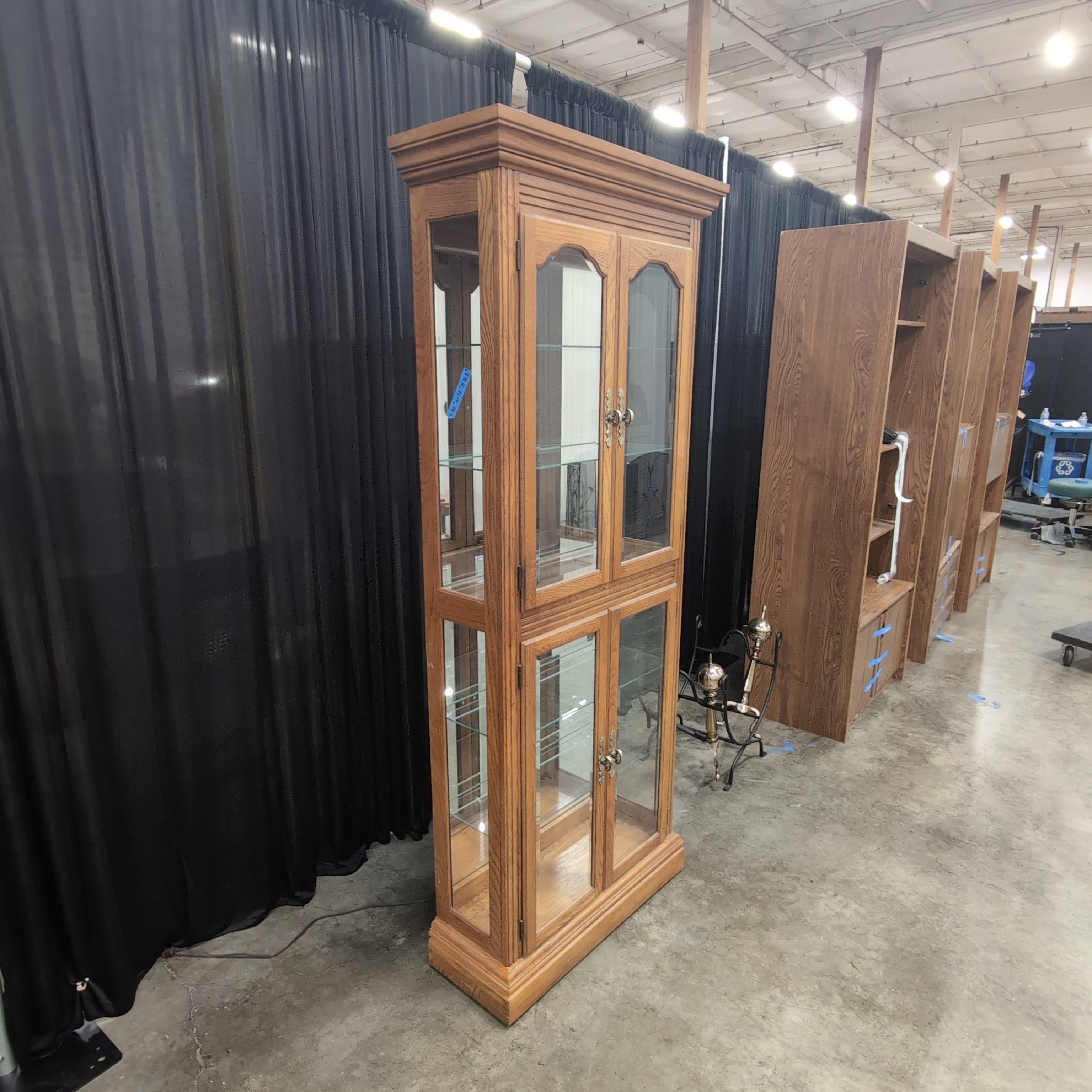 Traditional Medium Oak Wood China Cabinet with Ornate Hardware