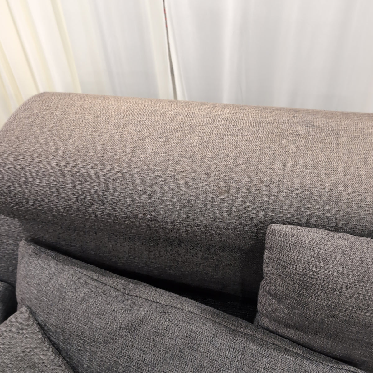 Grey Fabric Tufted Couch with Adjustable Headrests