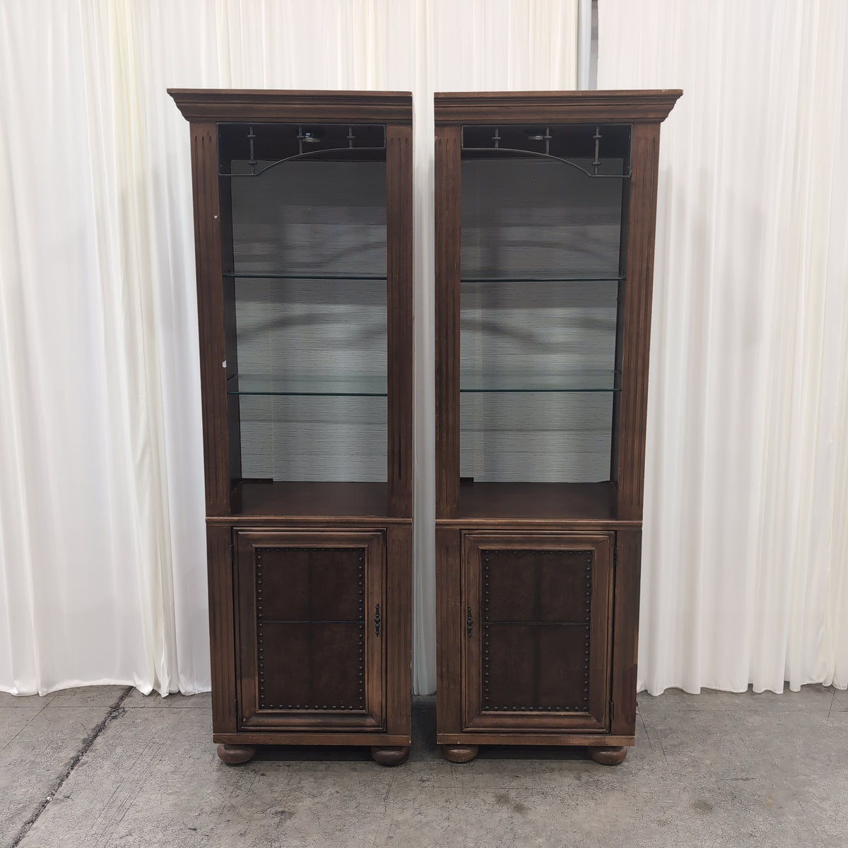 Dark Wood Traditional China Cabinet with Glass Shelves