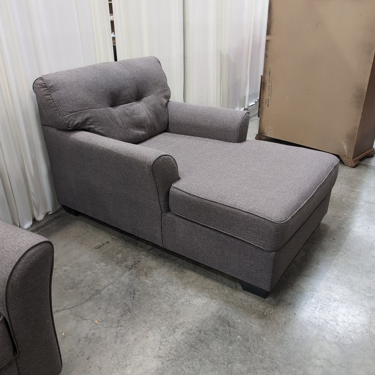 Grey Tufted Rolled Arm Chaise Lounge in Fabric