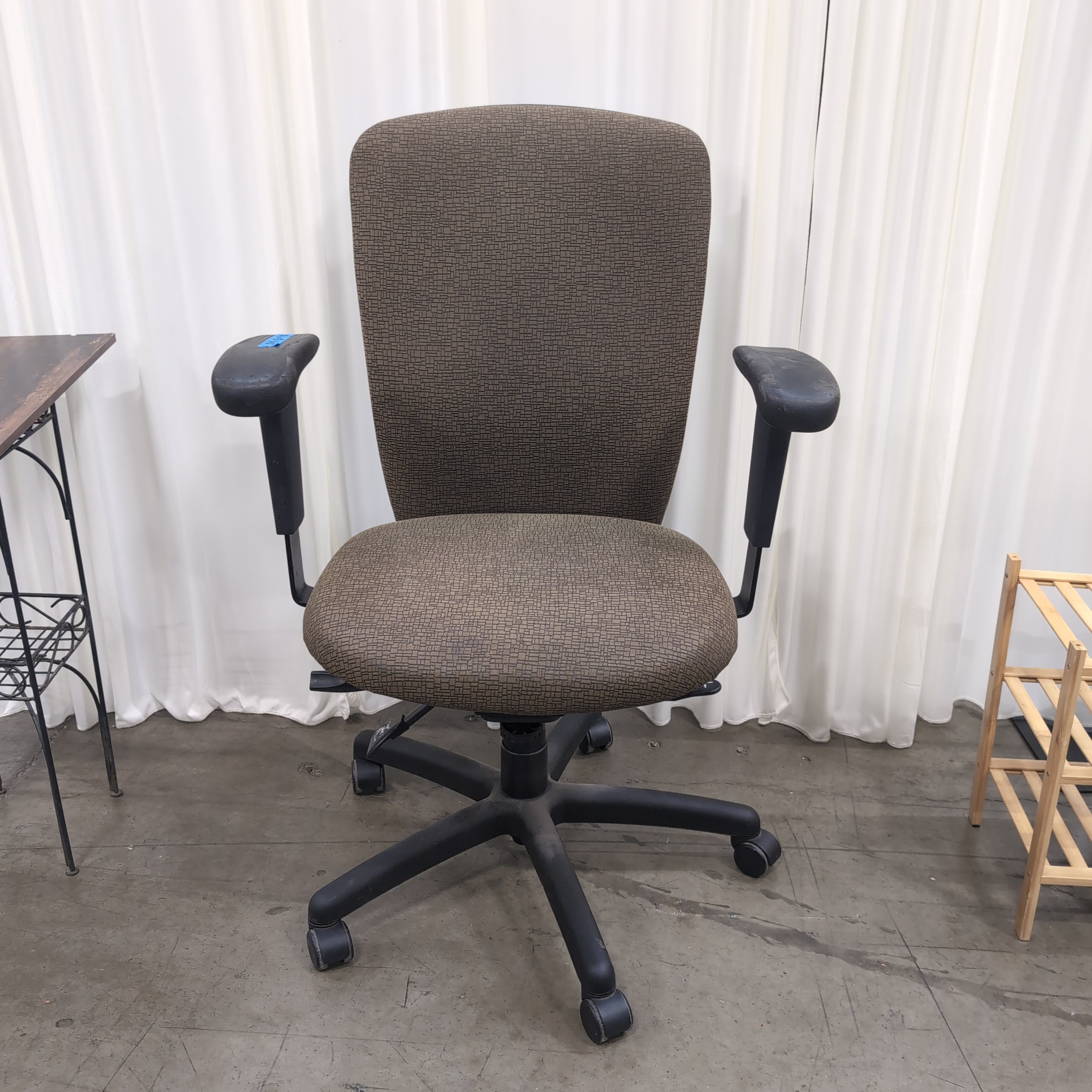 Textured Brown Fabric Swivel Office Chair
