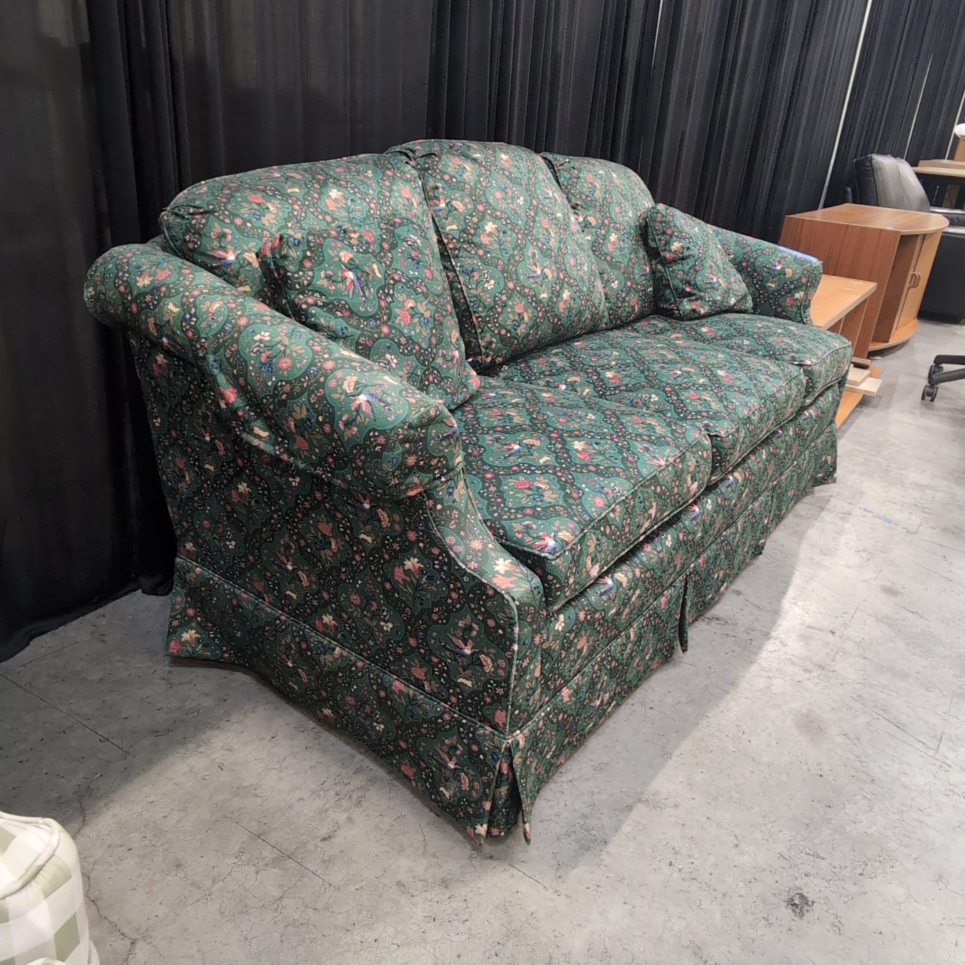 Green Floral Pattern Three-Cushion Couch