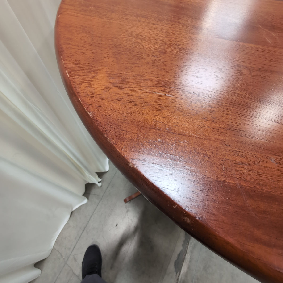 Brown Wood Round Pub Table with Rope Edge
