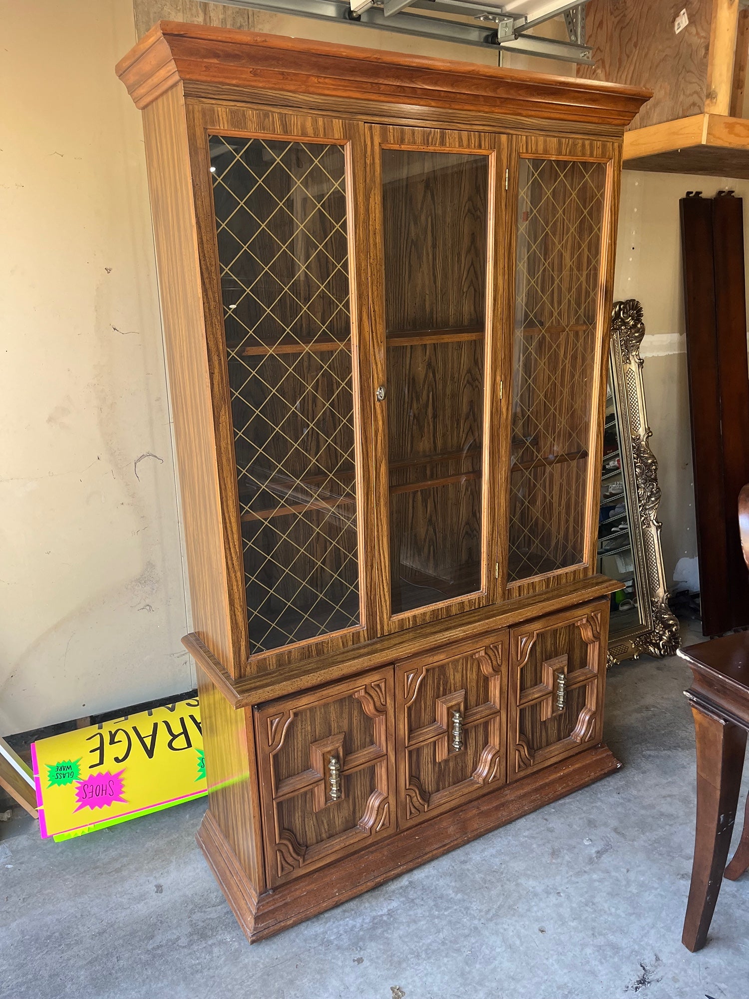 Traditional Wood China Cabinet with Lattice Glass Doors