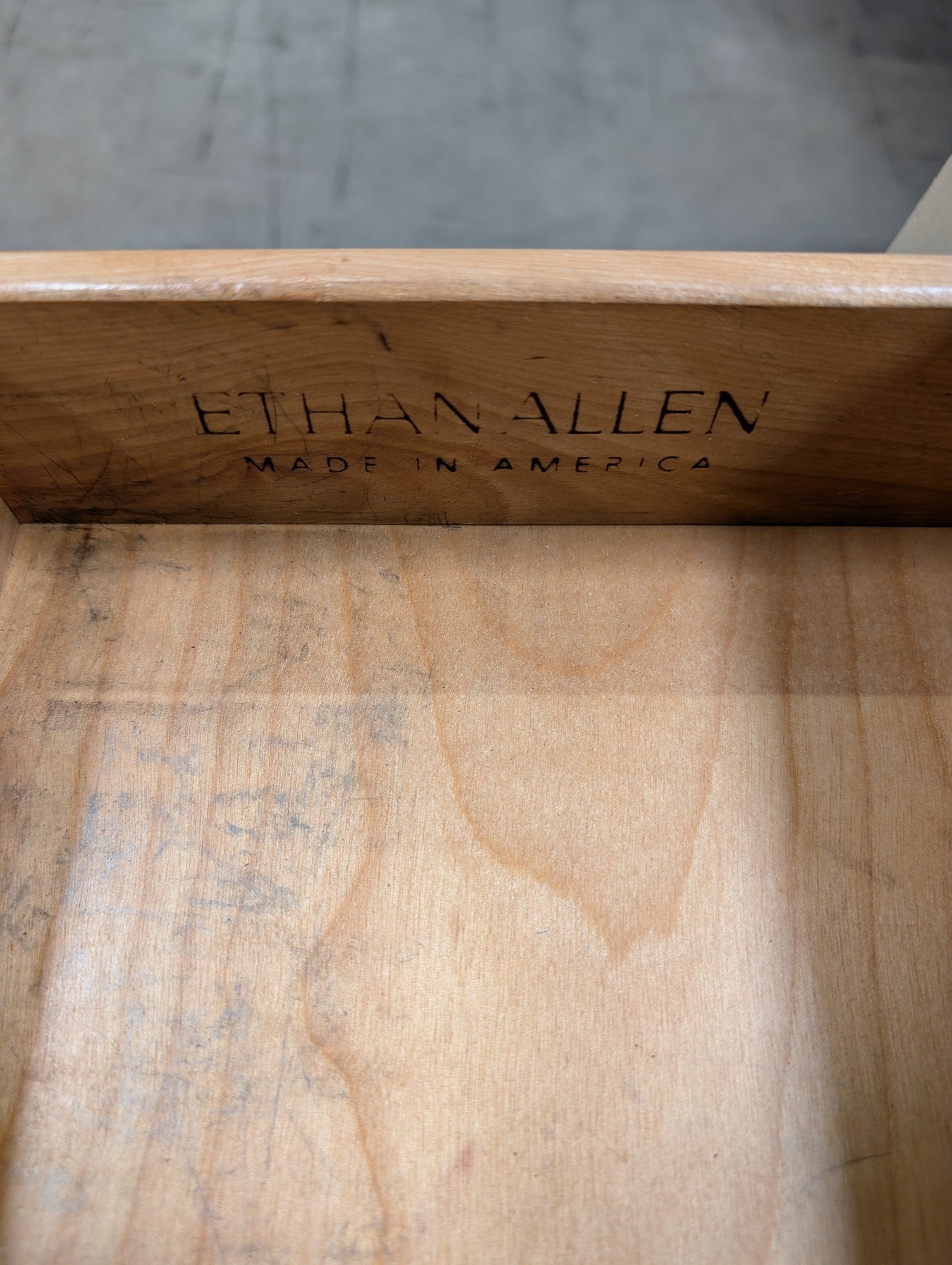 Ethan Allen French Country Style Wood Nightstand End Table