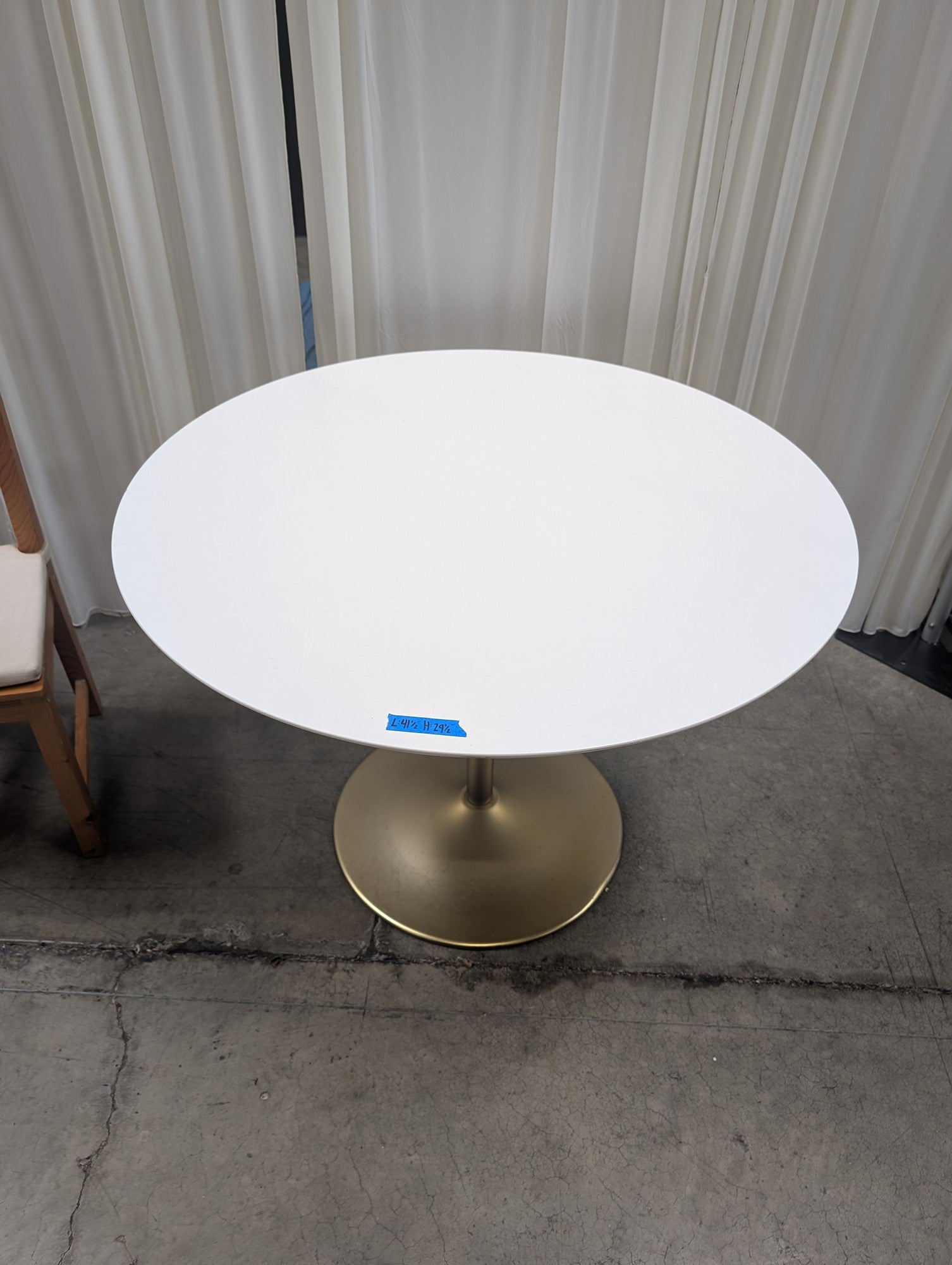 Mid-Century Modern White Round Dining Table with Gold Tulip Base