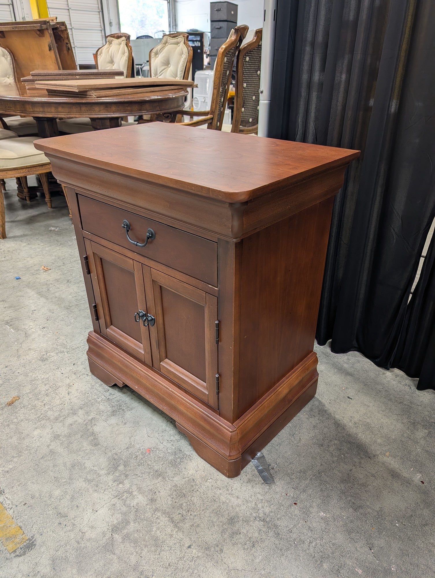 Bassett Reddish-Brown Wood Nightstand with Cabinet Storage