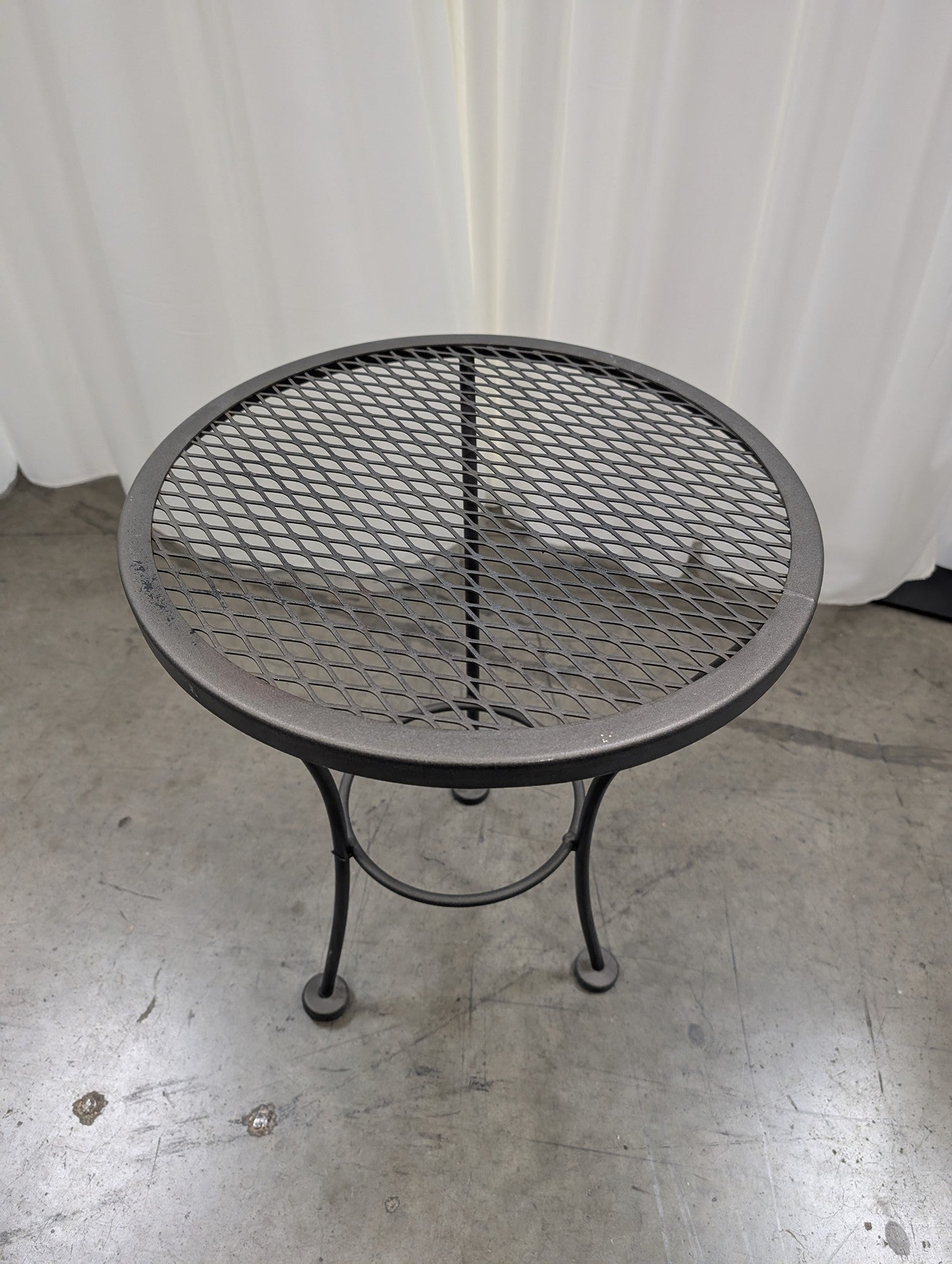 Round Grey Metal Outdoor End Table in Iron