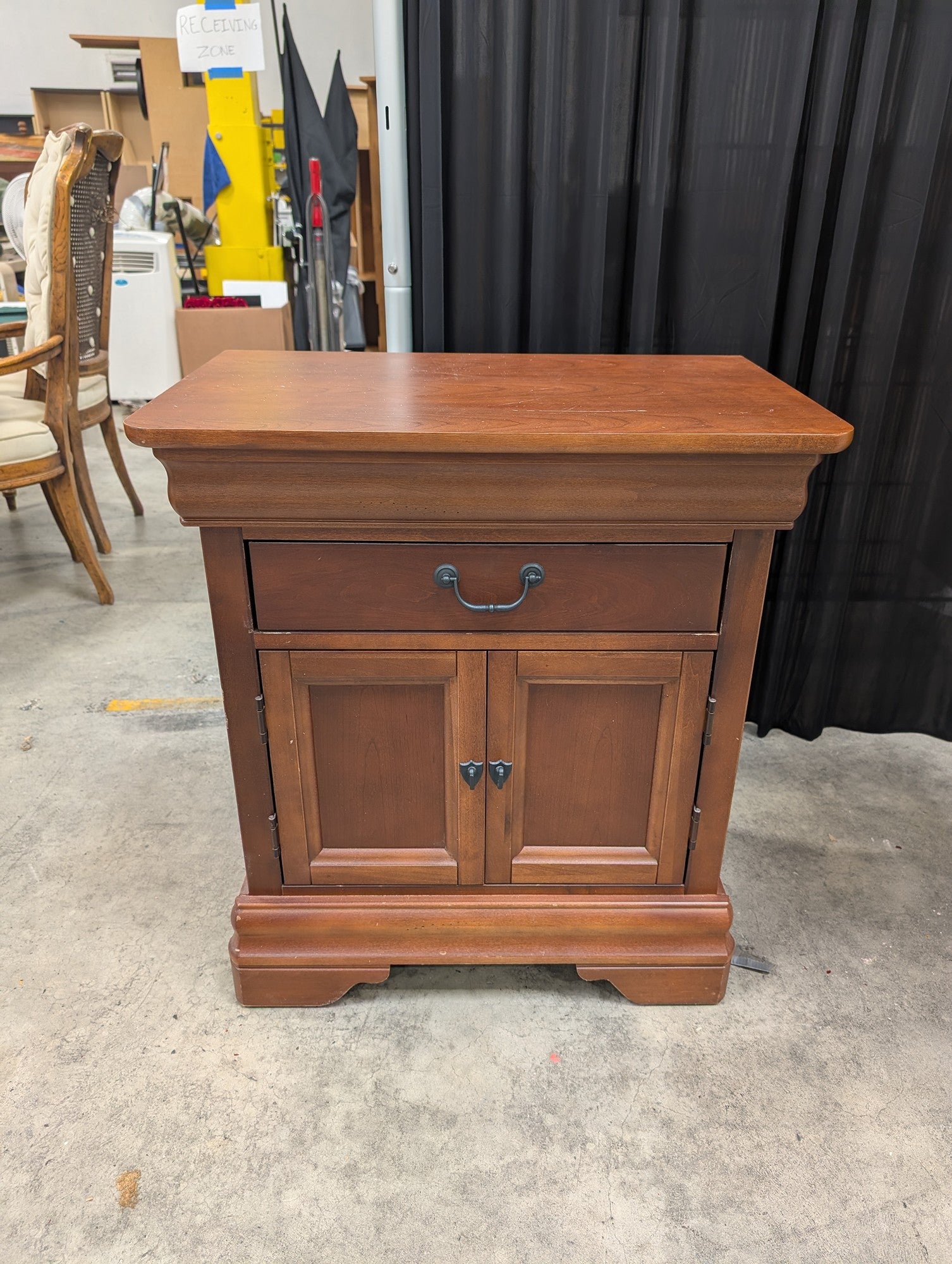 Bassett Reddish-Brown Wood Nightstand with Cabinet Storage