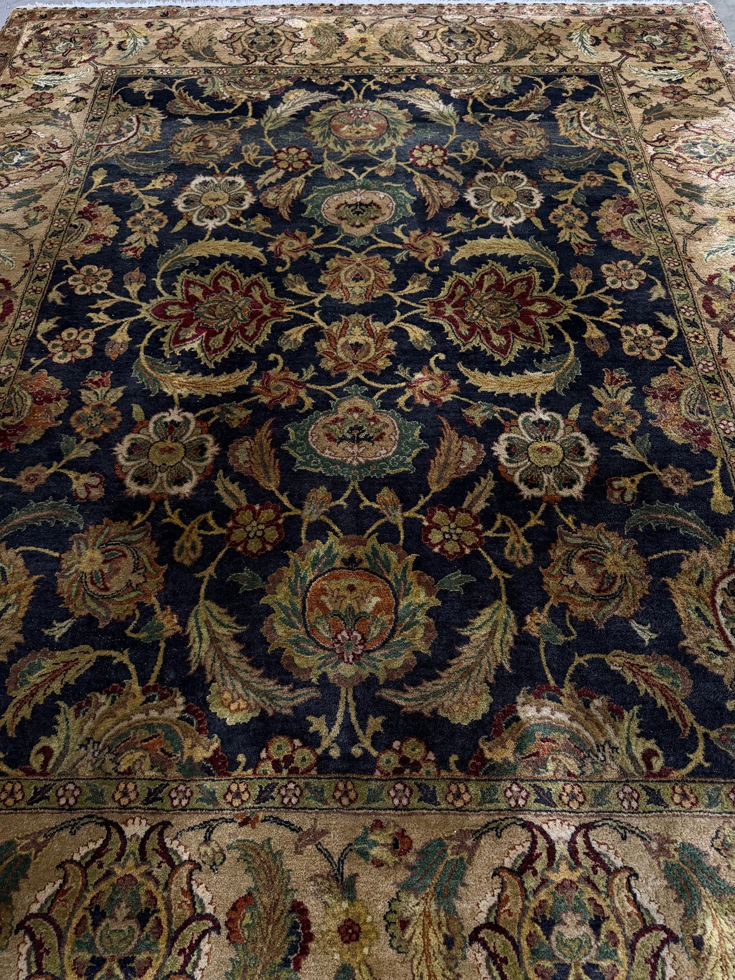 Kaleen Isfahan Style Hand Made 100% Wool 8 x 10 Area Rug | Design: 6329F