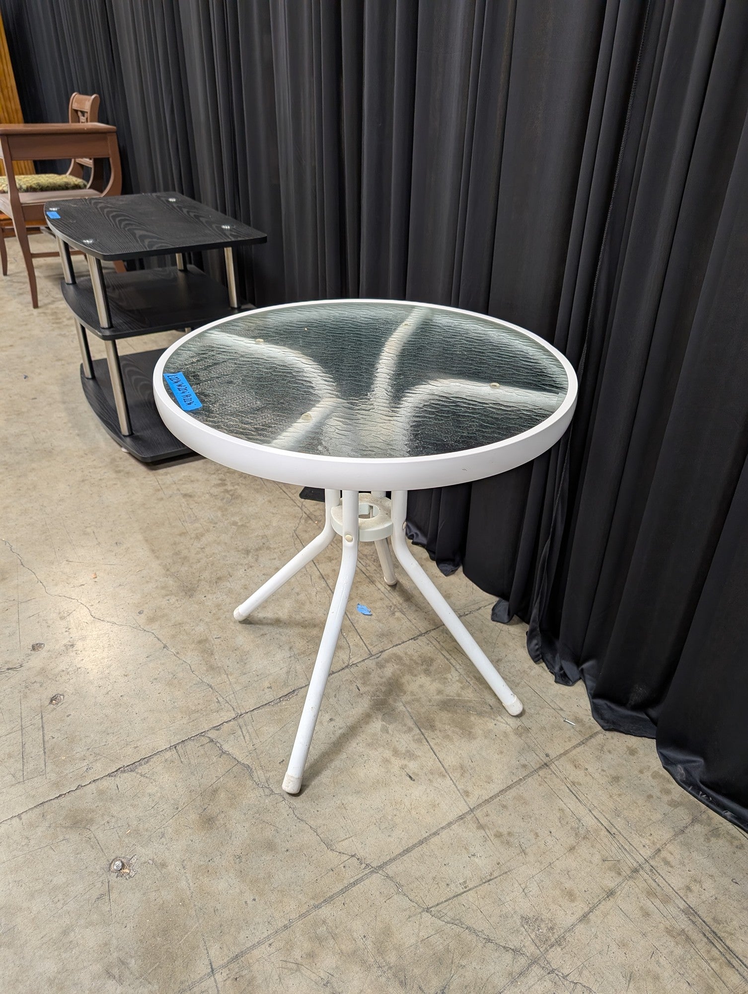 White Metal Frame Round End Table with Glass Top
