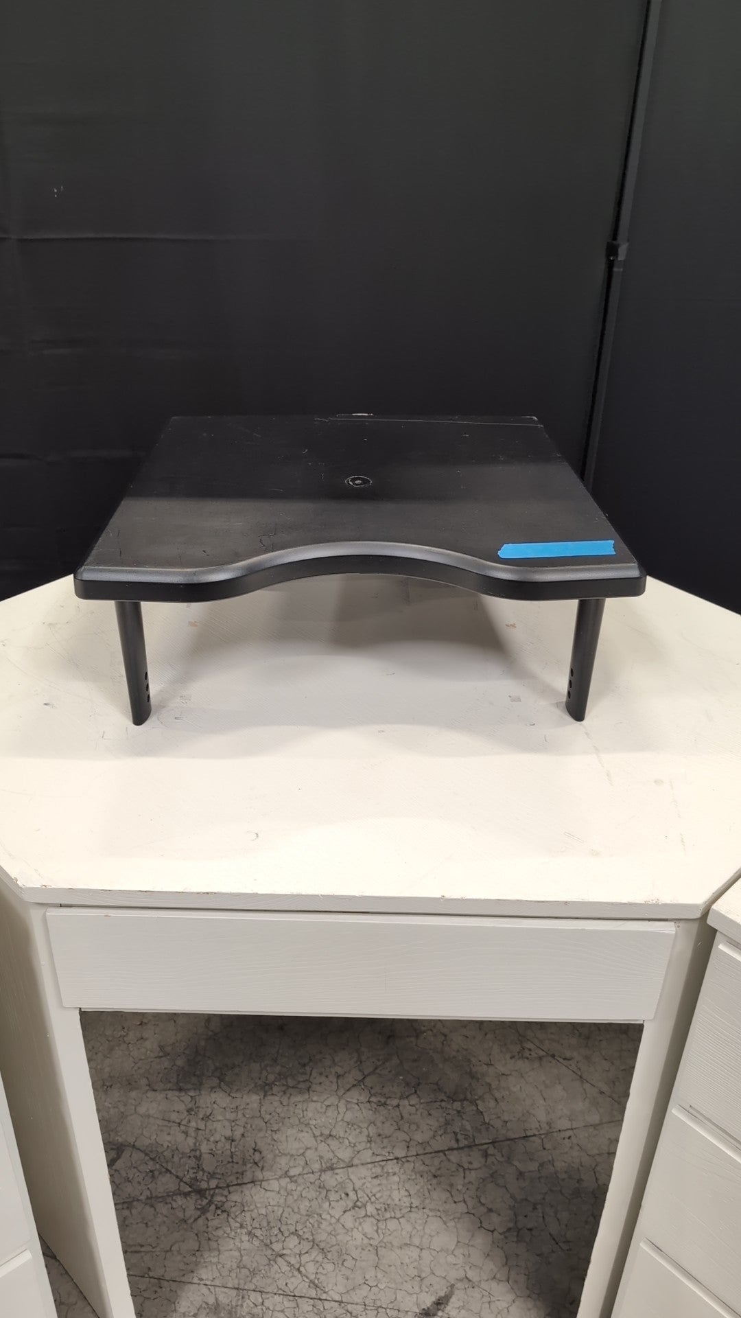 CNP Black Portable Laptop Table with Curved Front