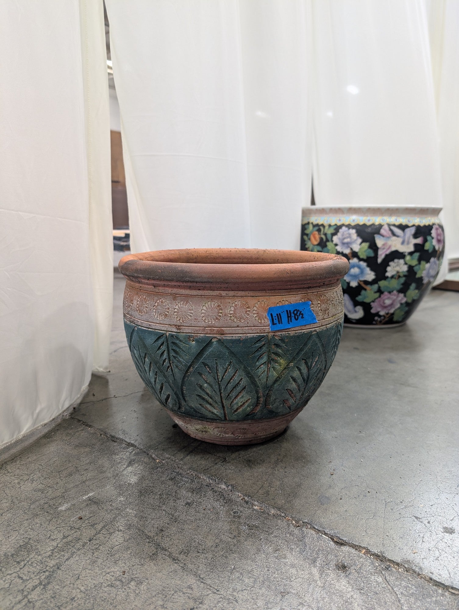 Teal Terracotta Carved Leaf Pattern Planter