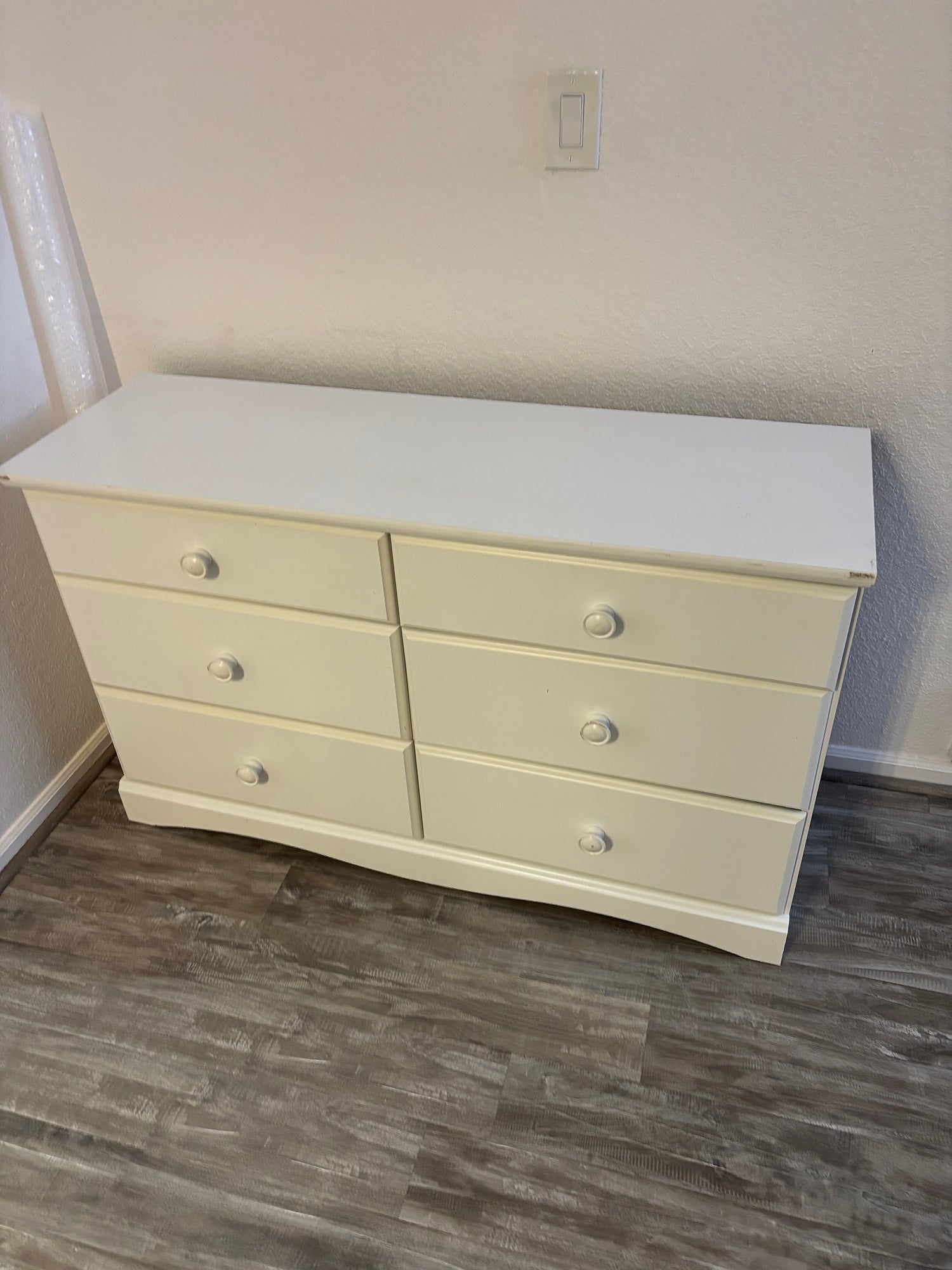 Versatile White Six-Drawer Storage Chest