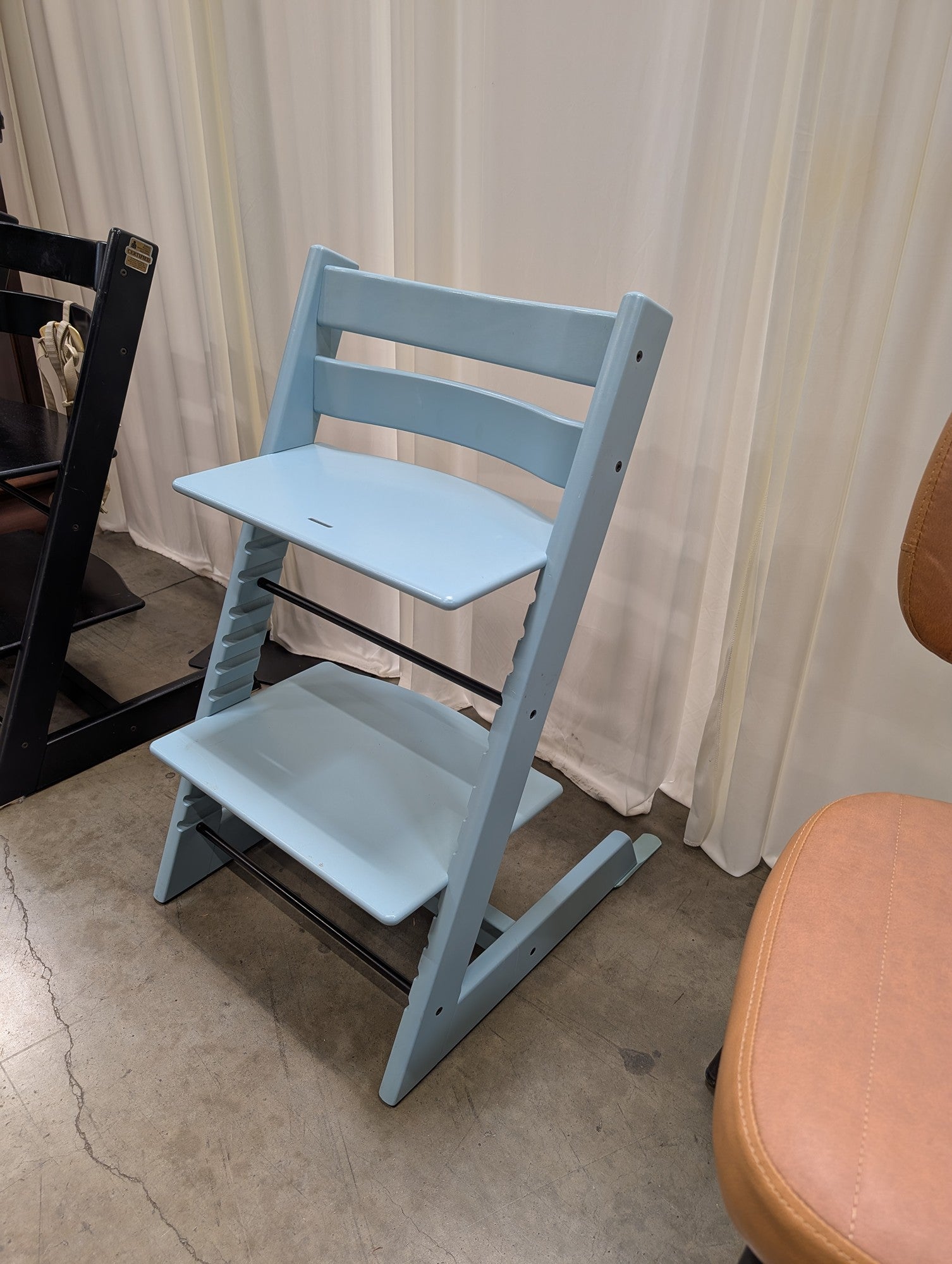 Light Blue Wooden Adjustable High Chair