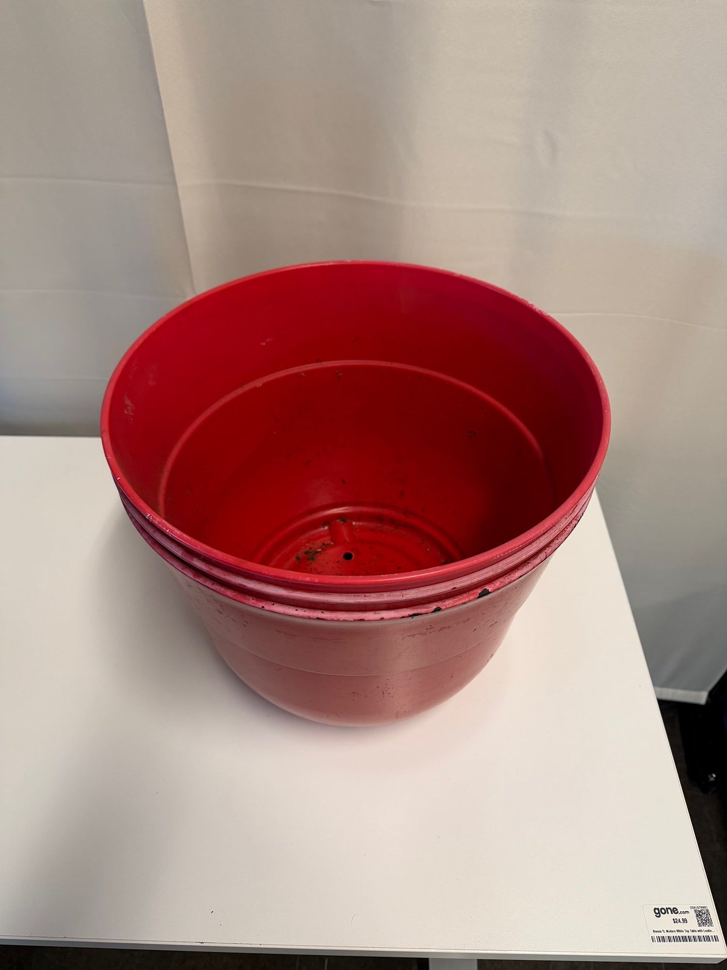 Set of Three Vibrant Red Plastic Planter Pots