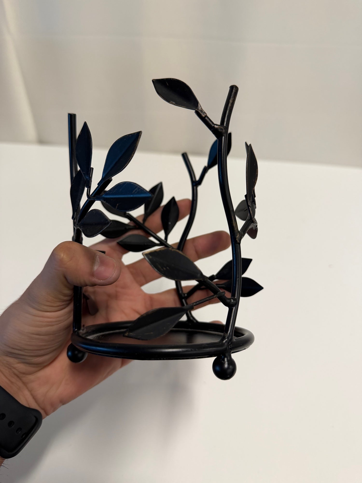 Decorative Black Metal Leaf Motif Votive Holder