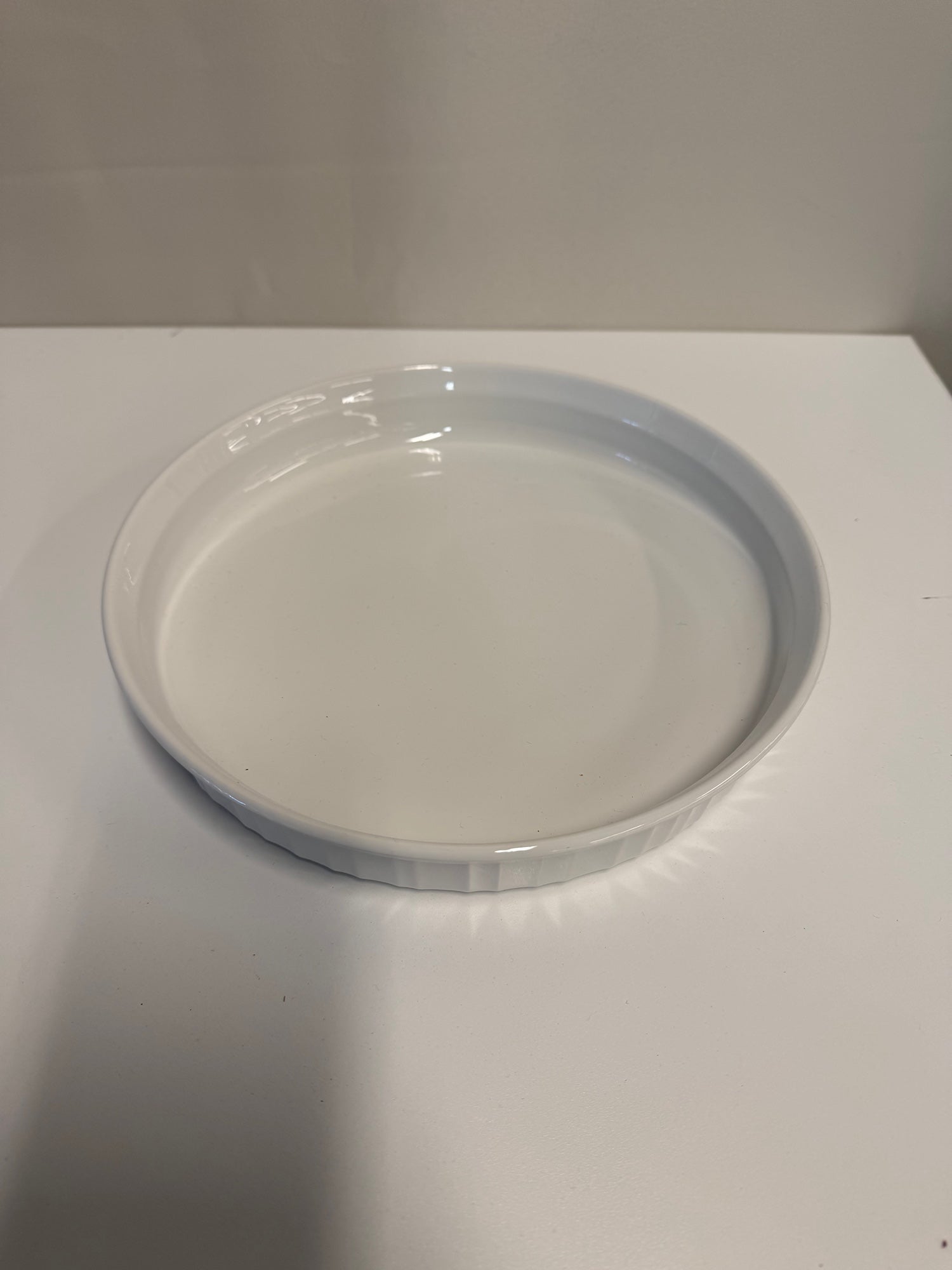 Corning Ware F-3-B Round White Baking Dish