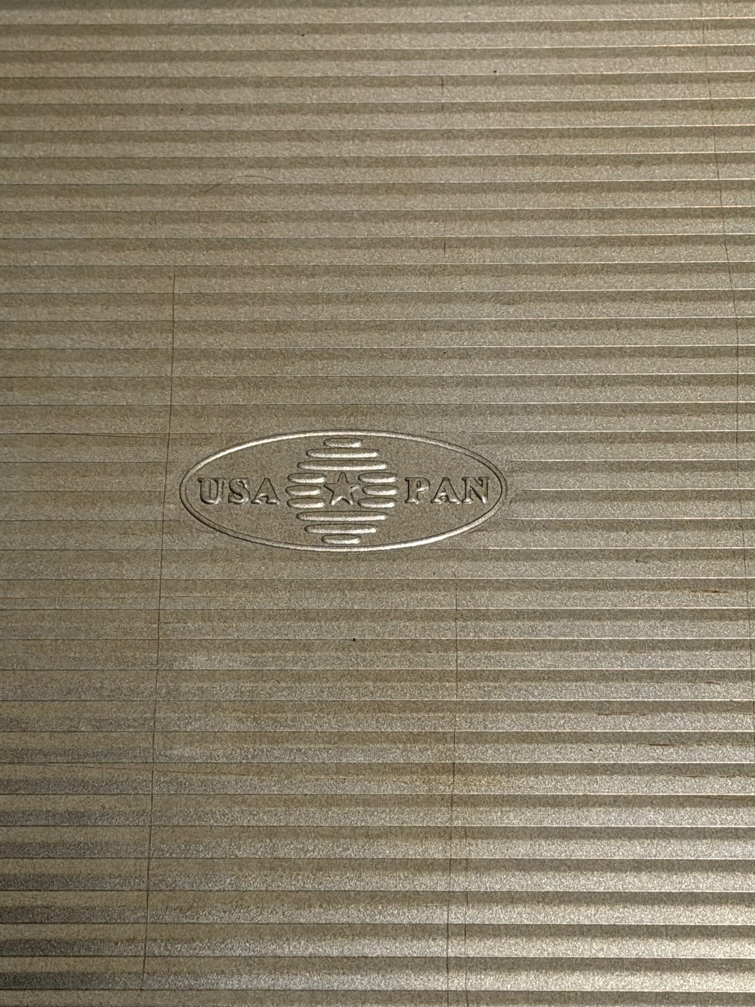 USA PAN Aluminized Steel Fluted Baking Sheet
