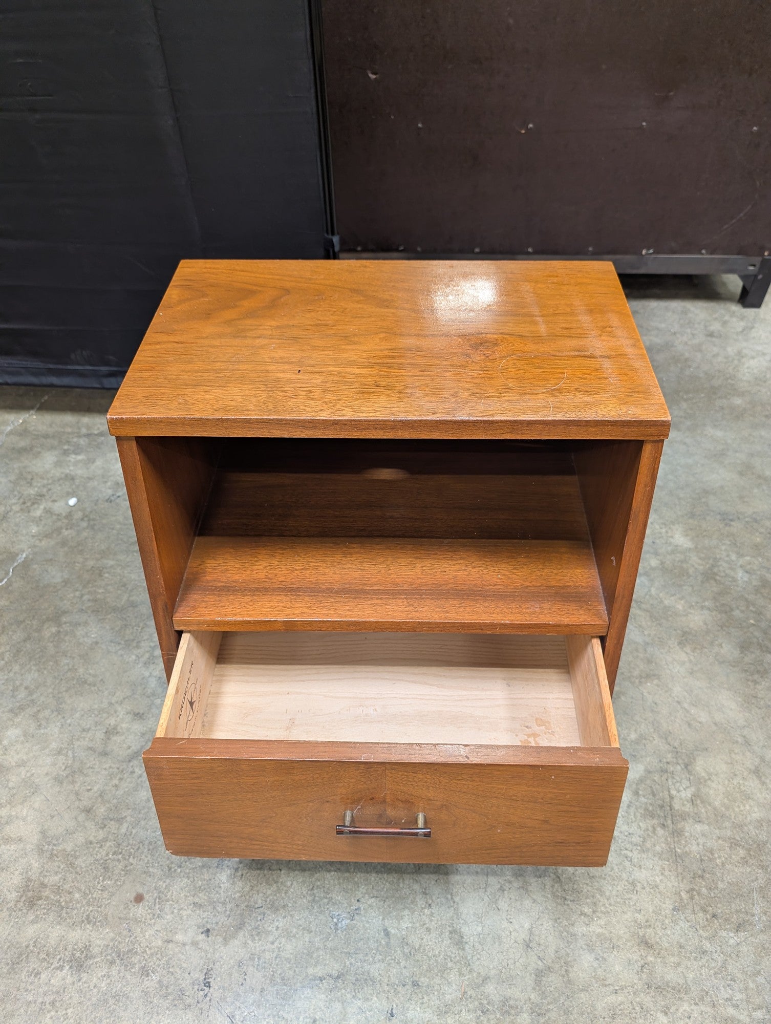 Kroehler Walnut Mid-Century Nightstand with Drawer