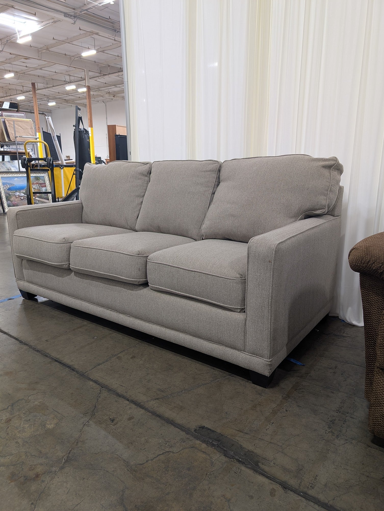 LaZboy Contemporary Grey Upholstered Three-Cushion Couch