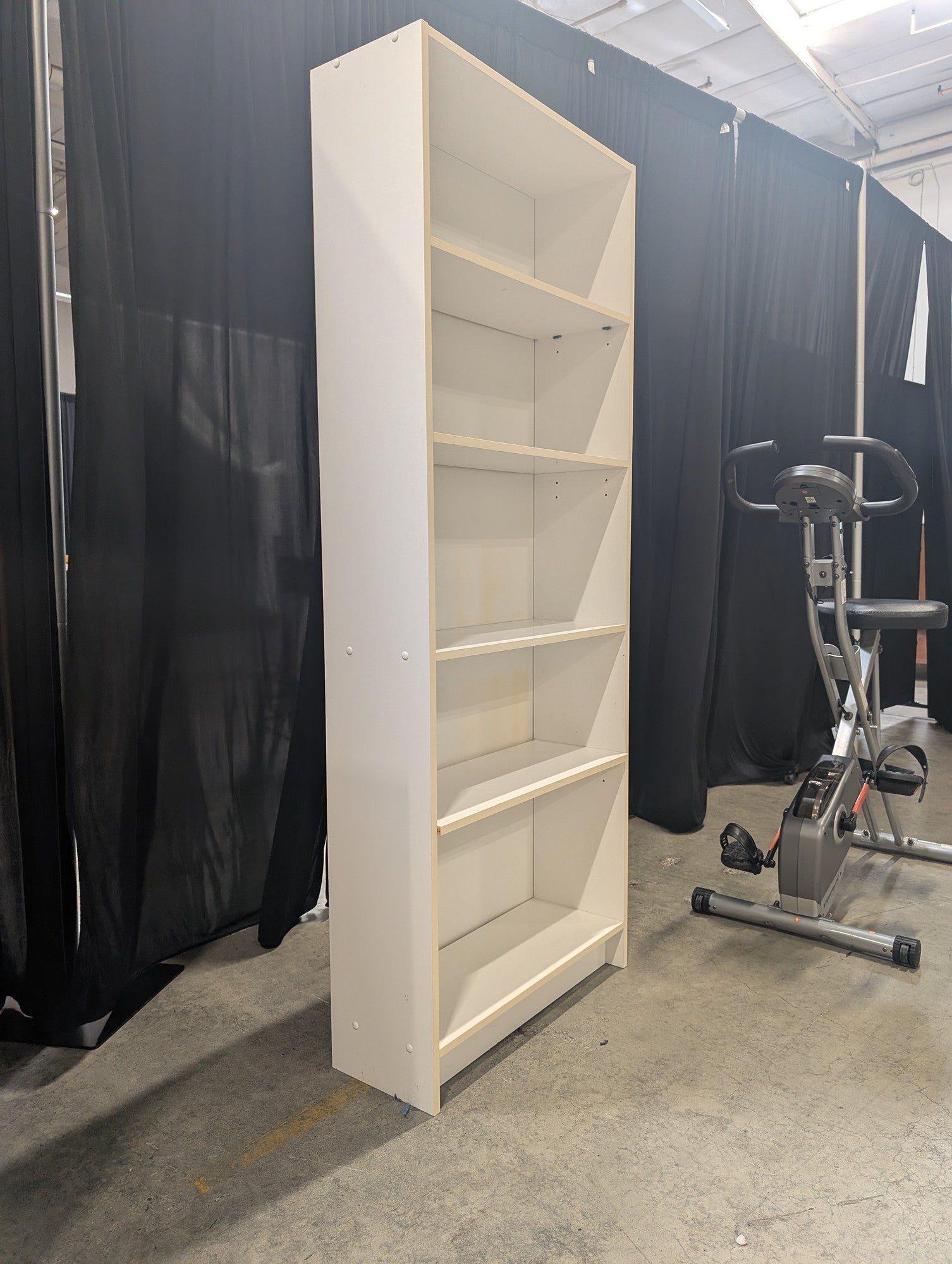 White Five-Shelf Bookcase with Light Edges